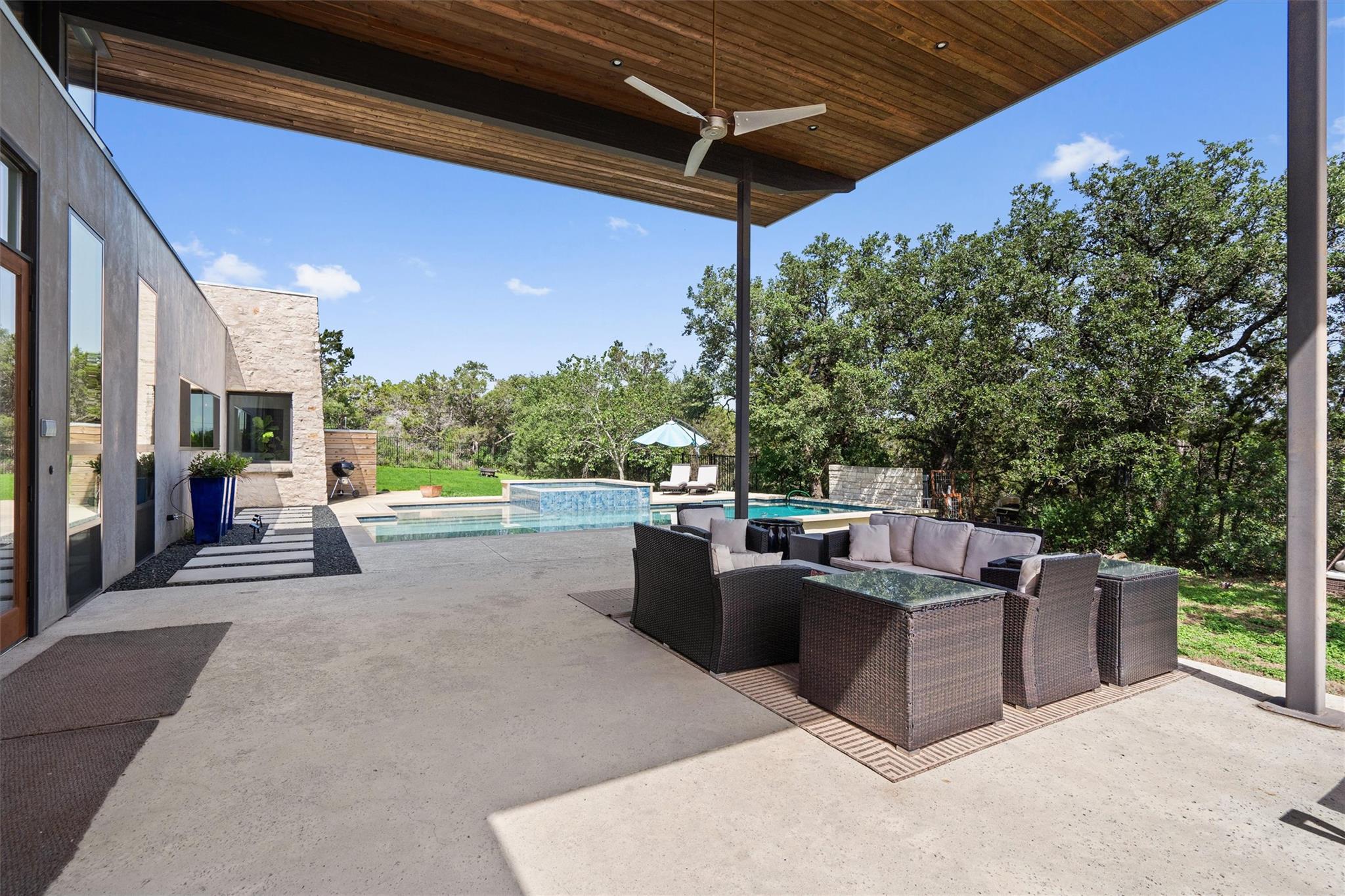 1302 Socorro Dr, Austin, TX 78734