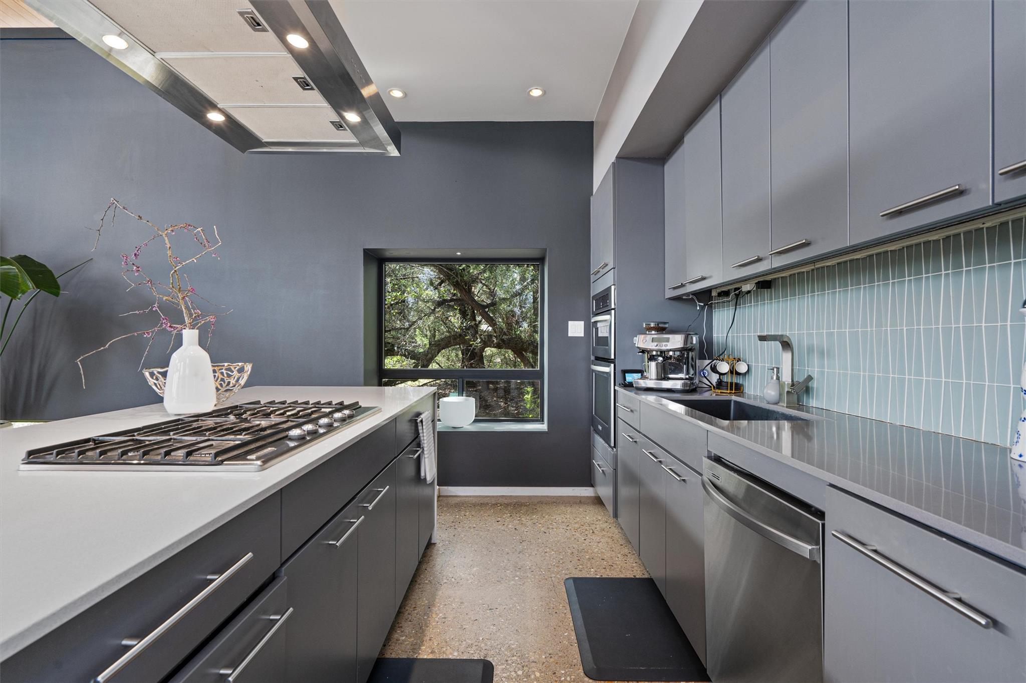 1302 Socorro Dr, Austin, TX 78734