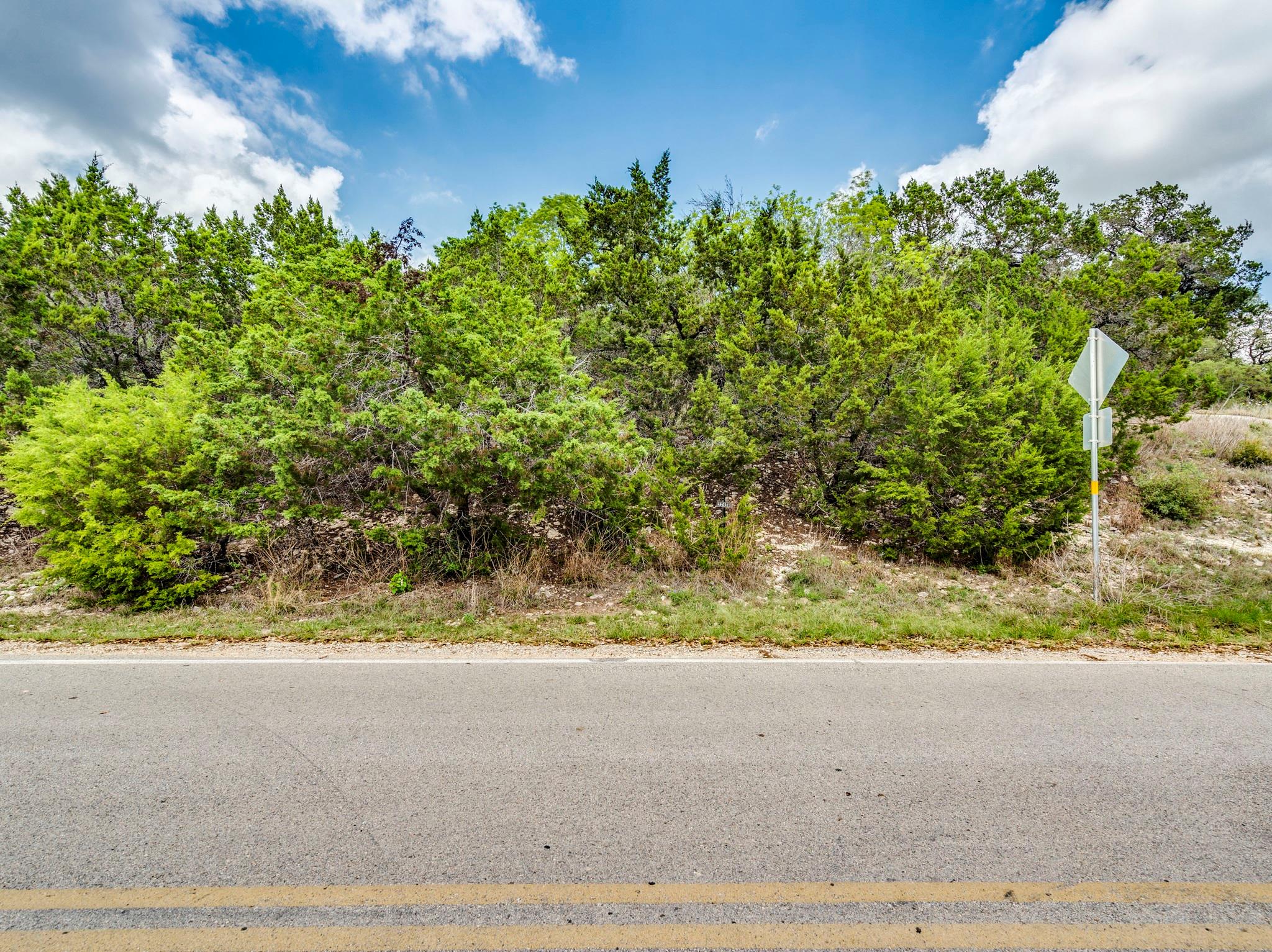 2237 Colleen Dr, Canyon Lake, TX 78133