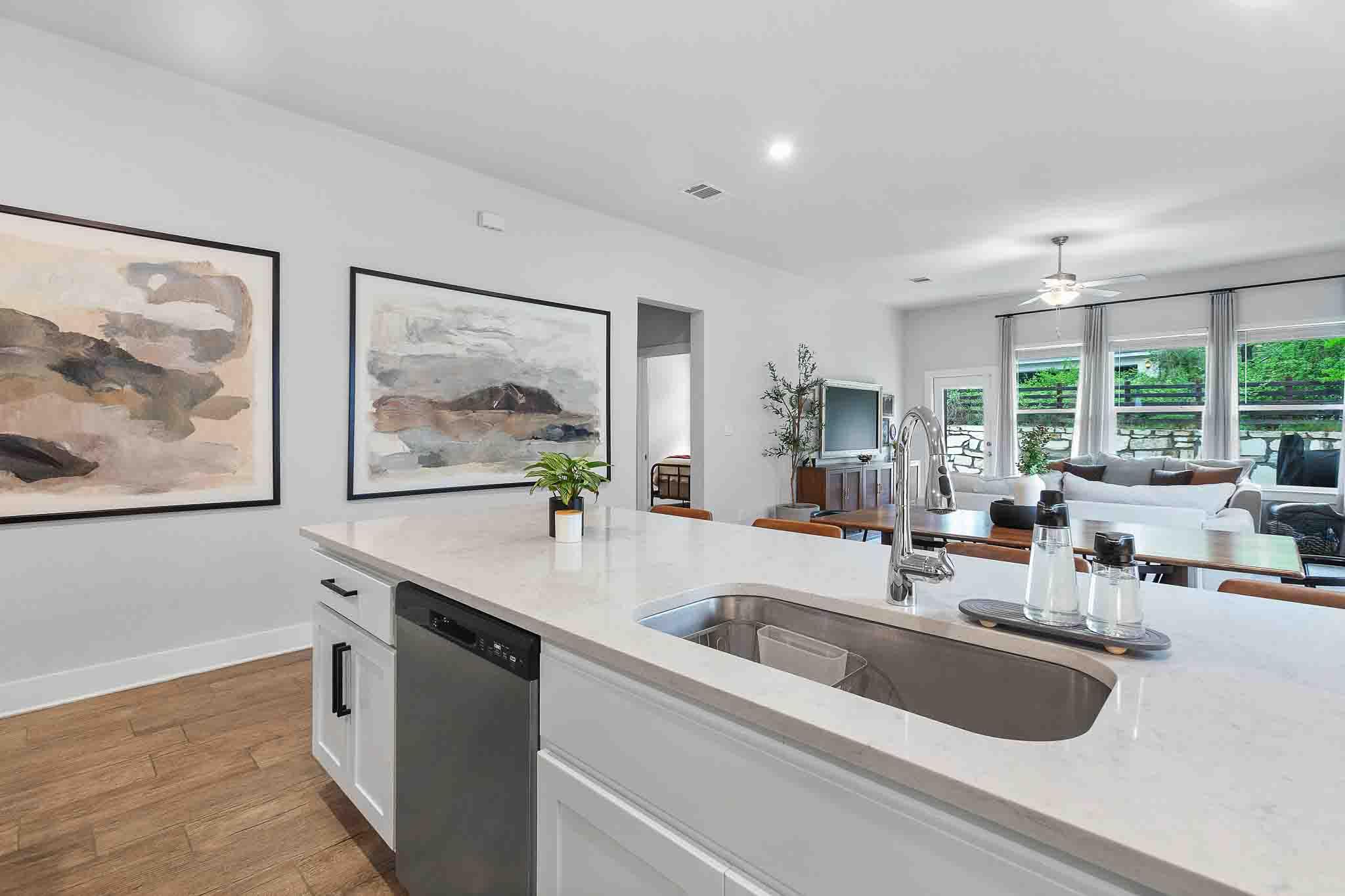 185 Brooks Ranch Dr, Kyle, TX 78640