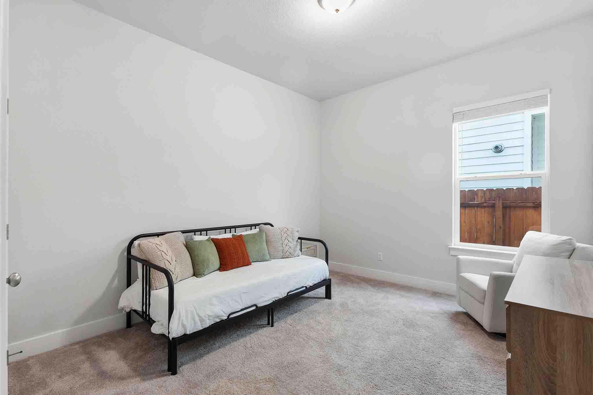 185 Brooks Ranch Dr, Kyle, TX 78640