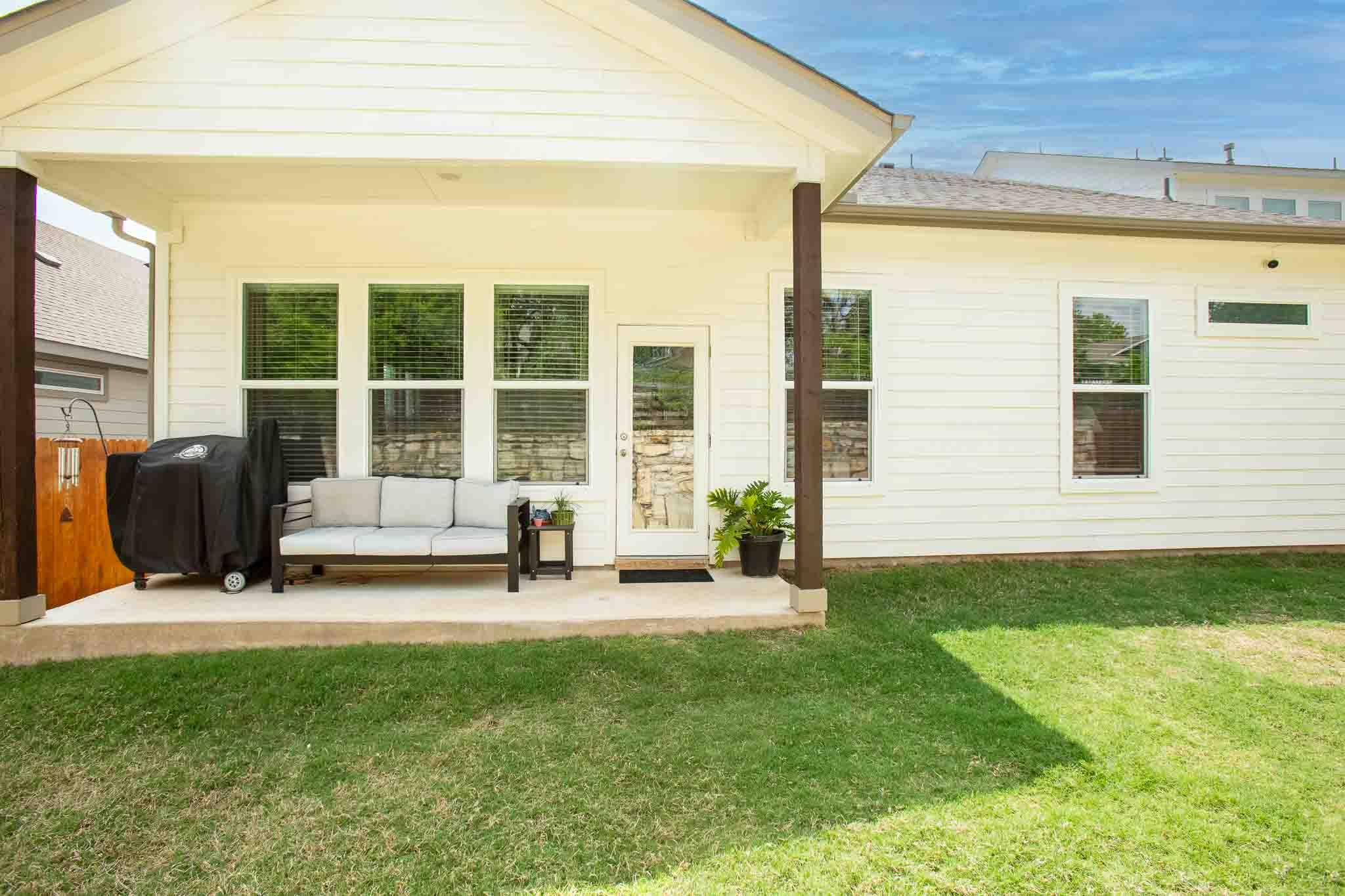 185 Brooks Ranch Dr, Kyle, TX 78640