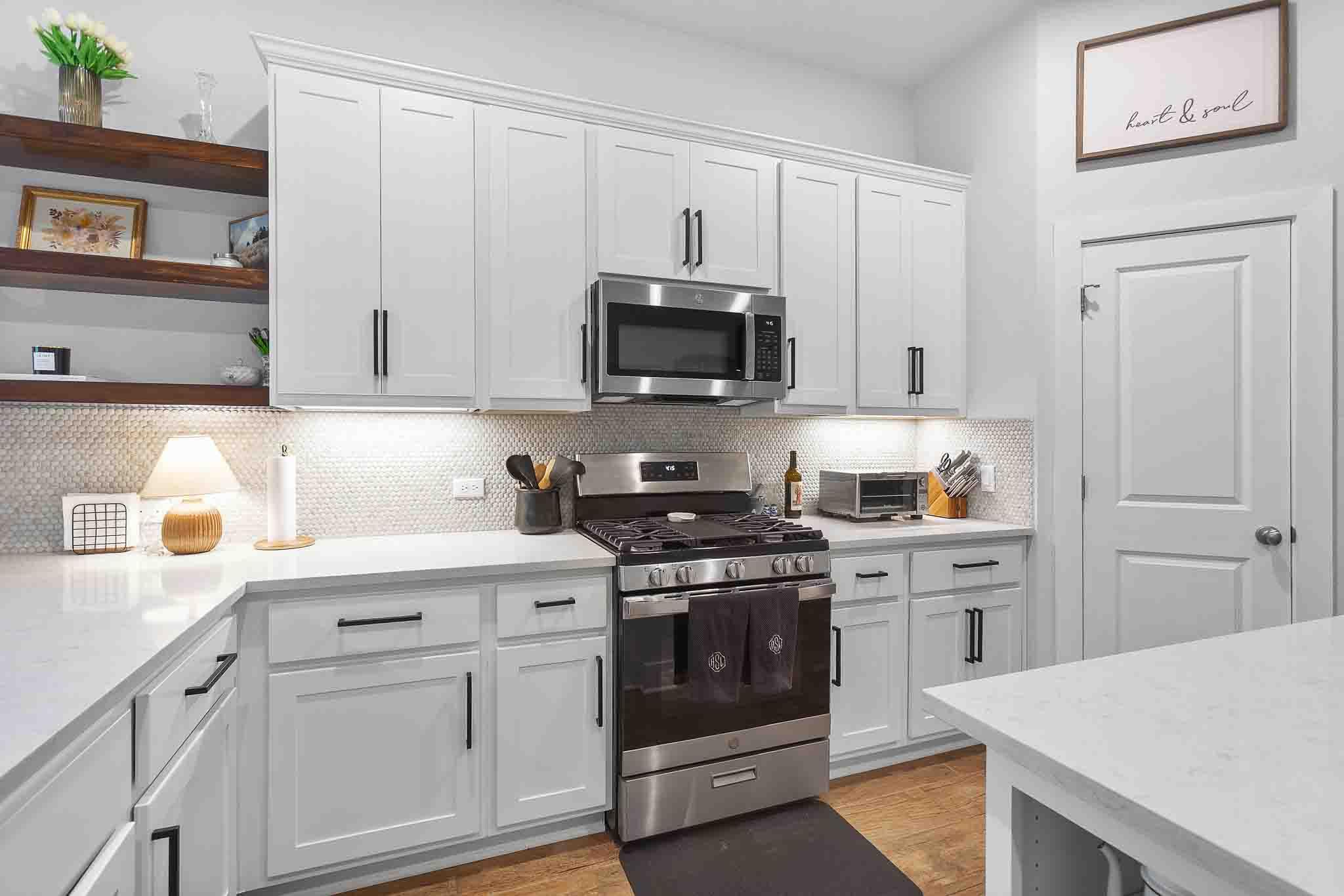 185 Brooks Ranch Dr, Kyle, TX 78640