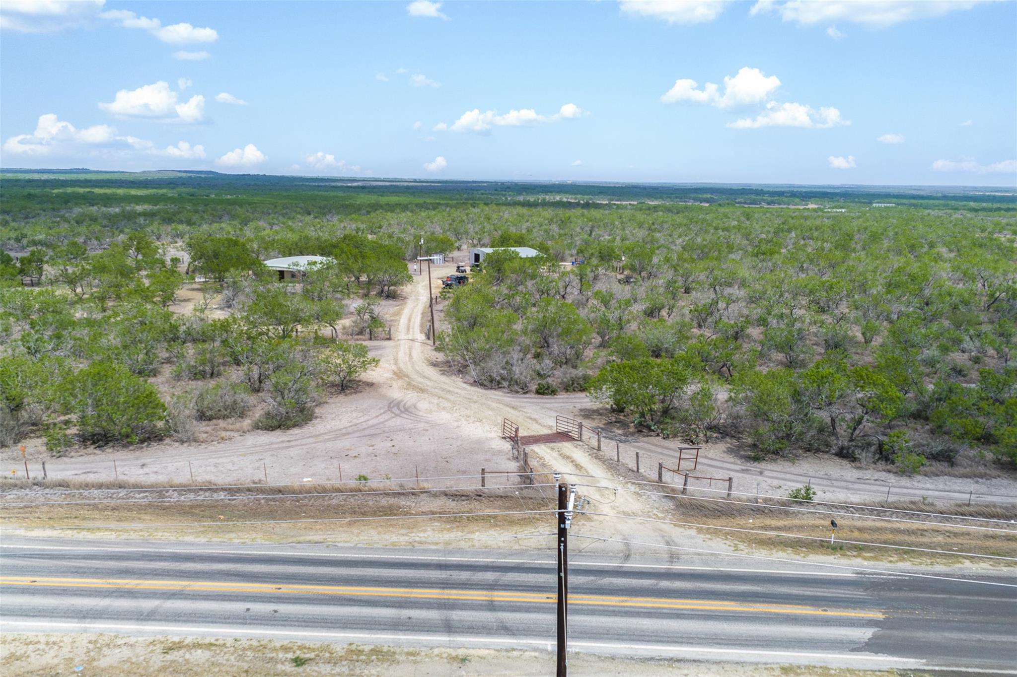 235 Fm 99, Whitsett, Three Rivers, TX 78075