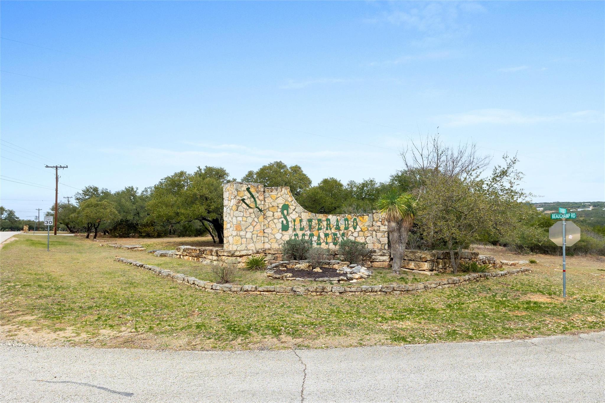 1080 Beauchamp Rd, Dripping Springs, TX 78620