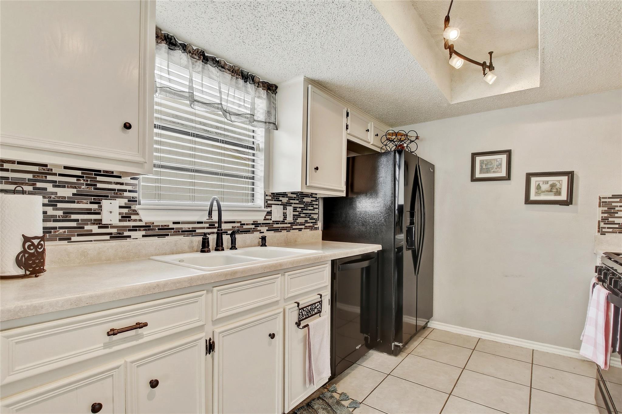 3512 Cornerstone St, Round Rock, TX 78681