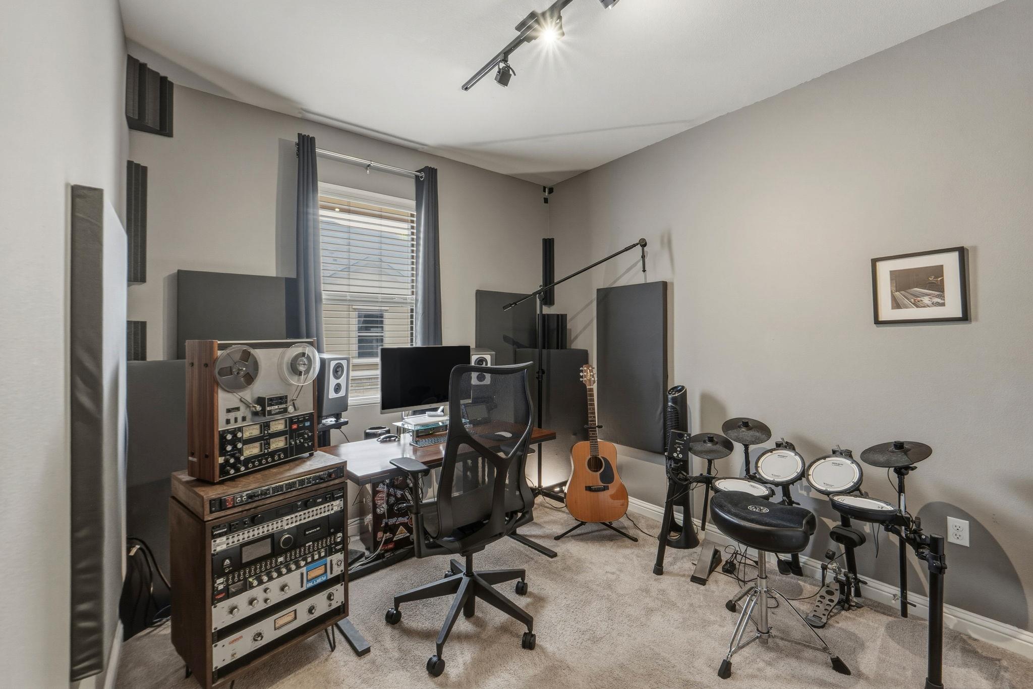 6814 E Riverside Dr # 34, Austin, TX 78741