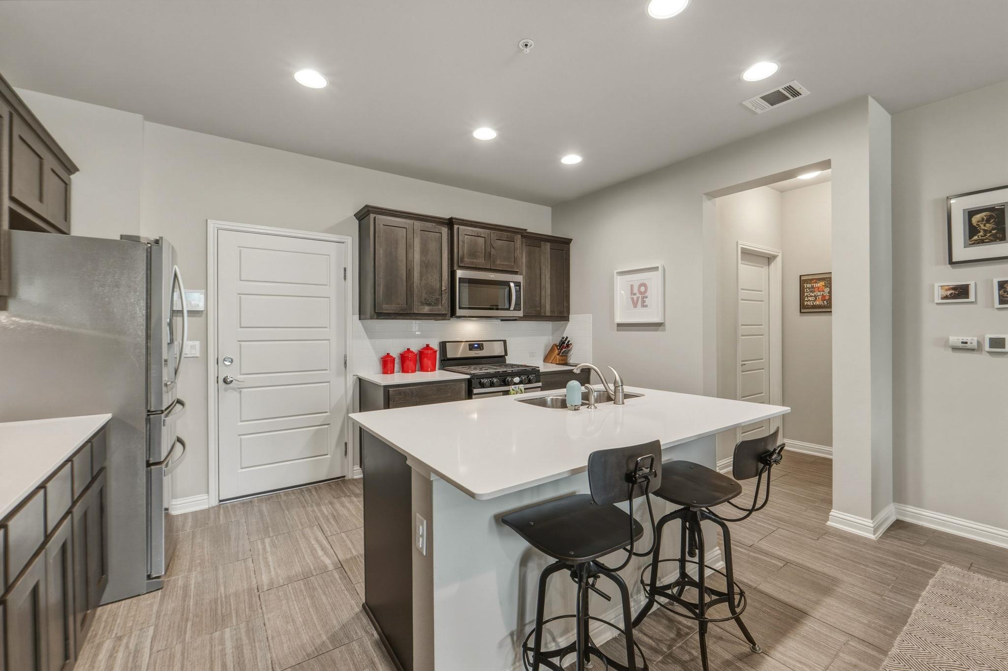 6814 E Riverside Dr # 34, Austin, TX 78741