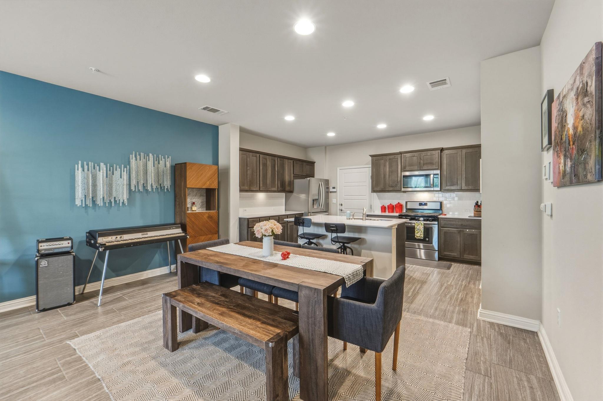 6814 E Riverside Dr # 34, Austin, TX 78741