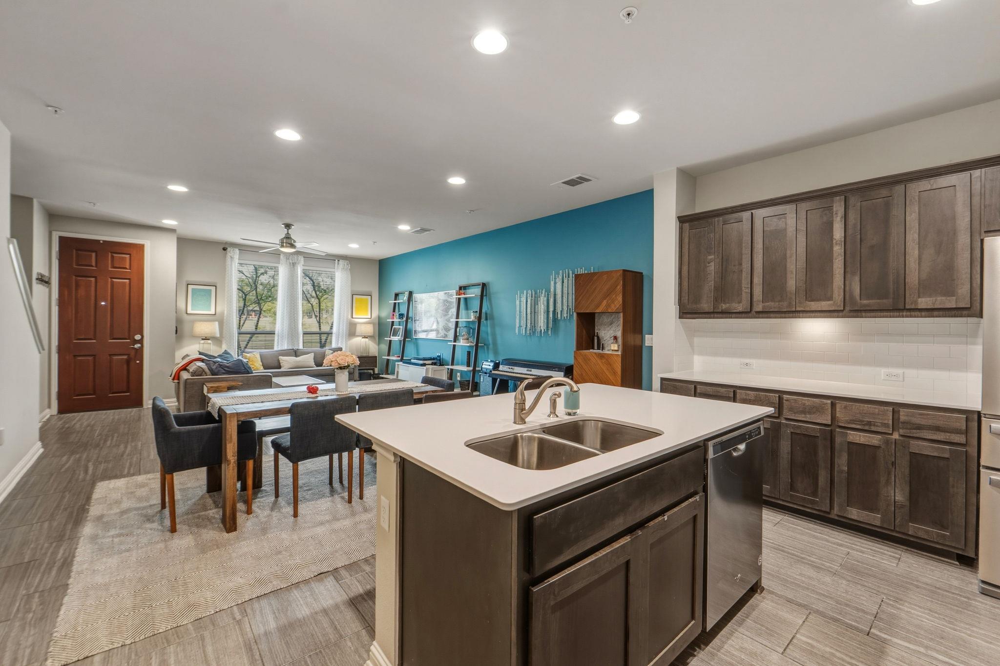 6814 E Riverside Dr # 34, Austin, TX 78741