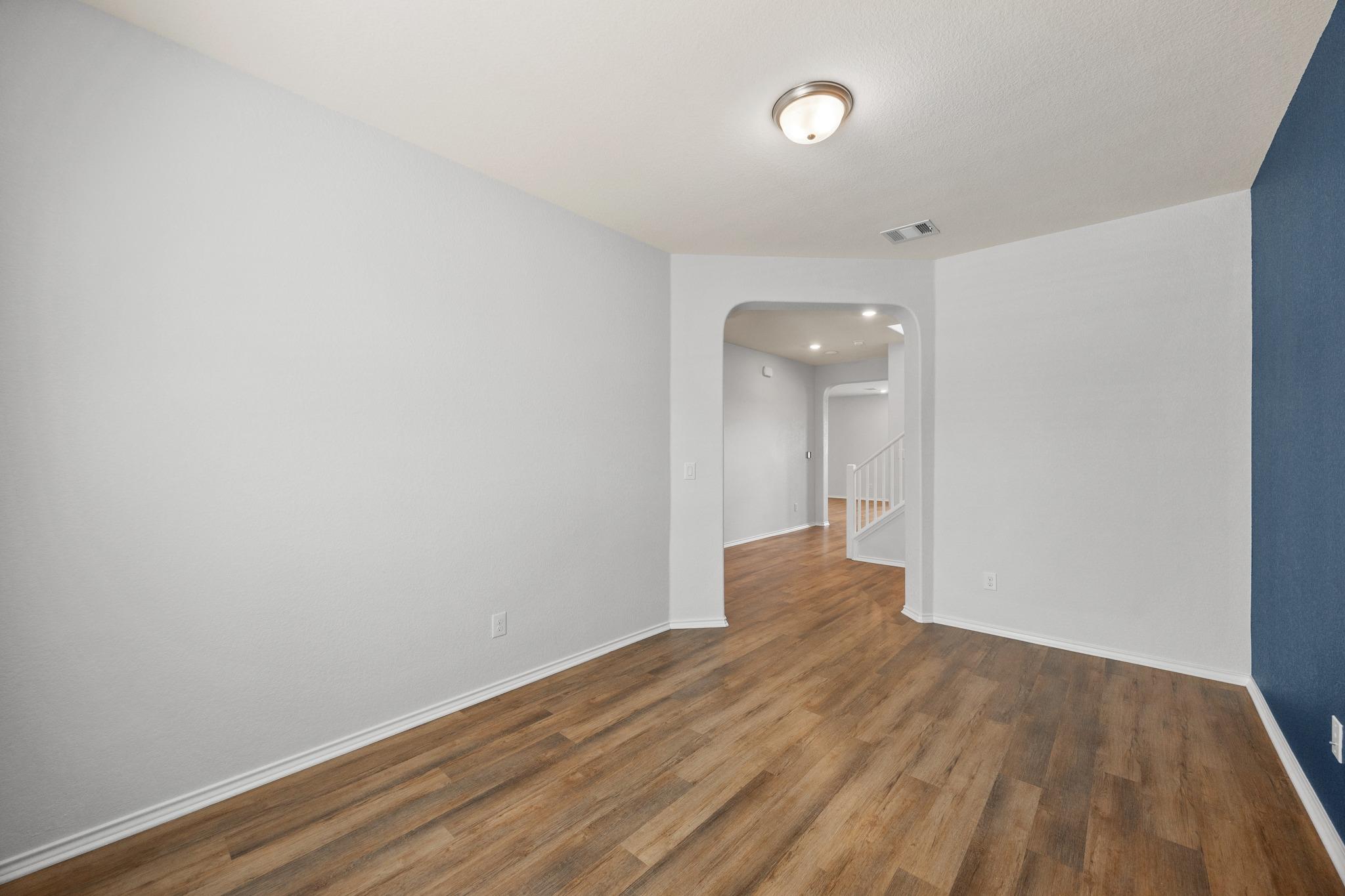 121 Kulmbacher Dr, Austin, TX 78728