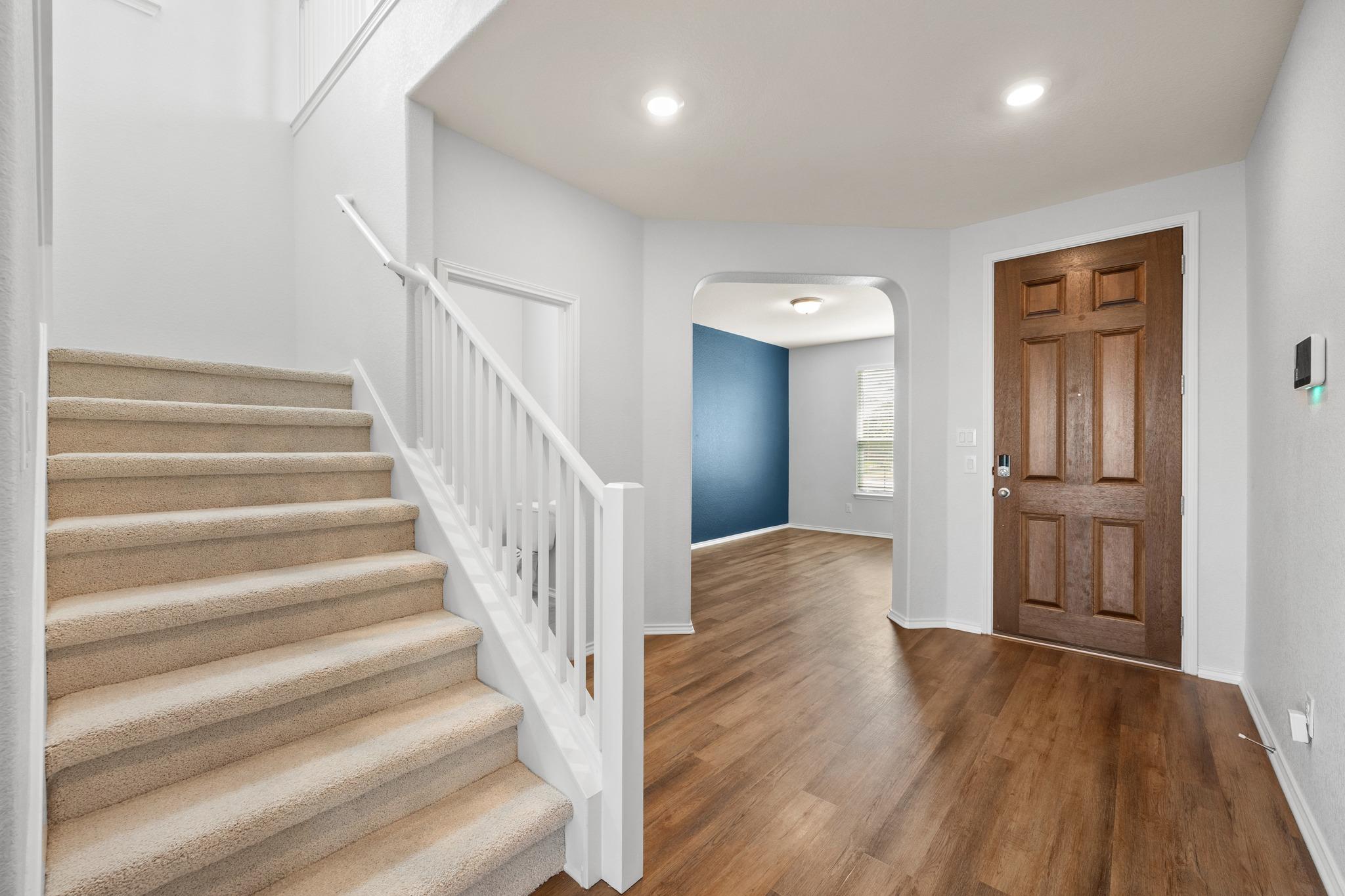 121 Kulmbacher Dr, Austin, TX 78728