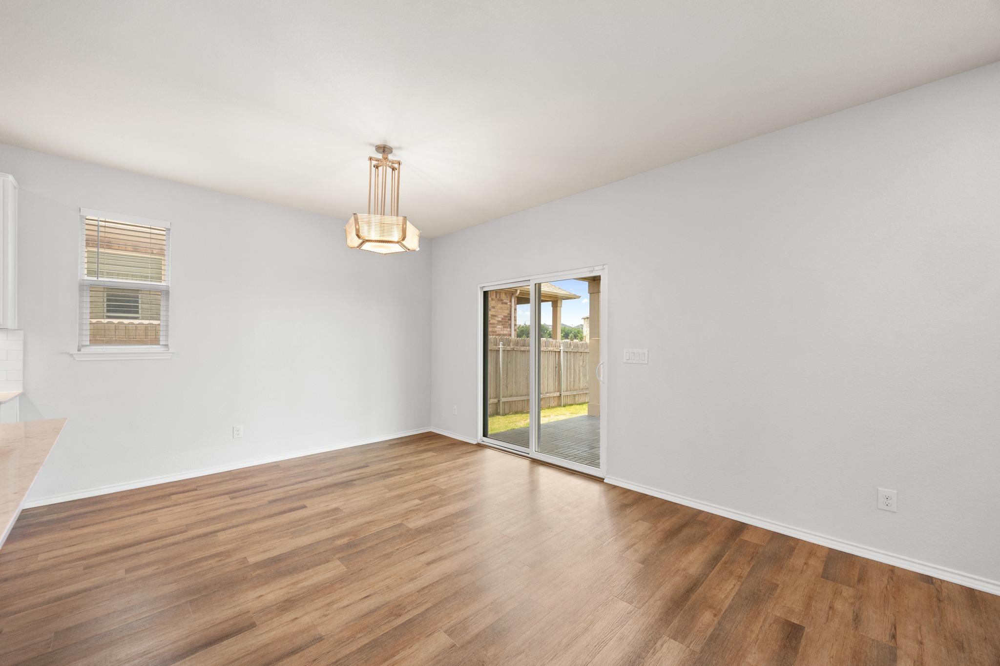 121 Kulmbacher Dr, Austin, TX 78728