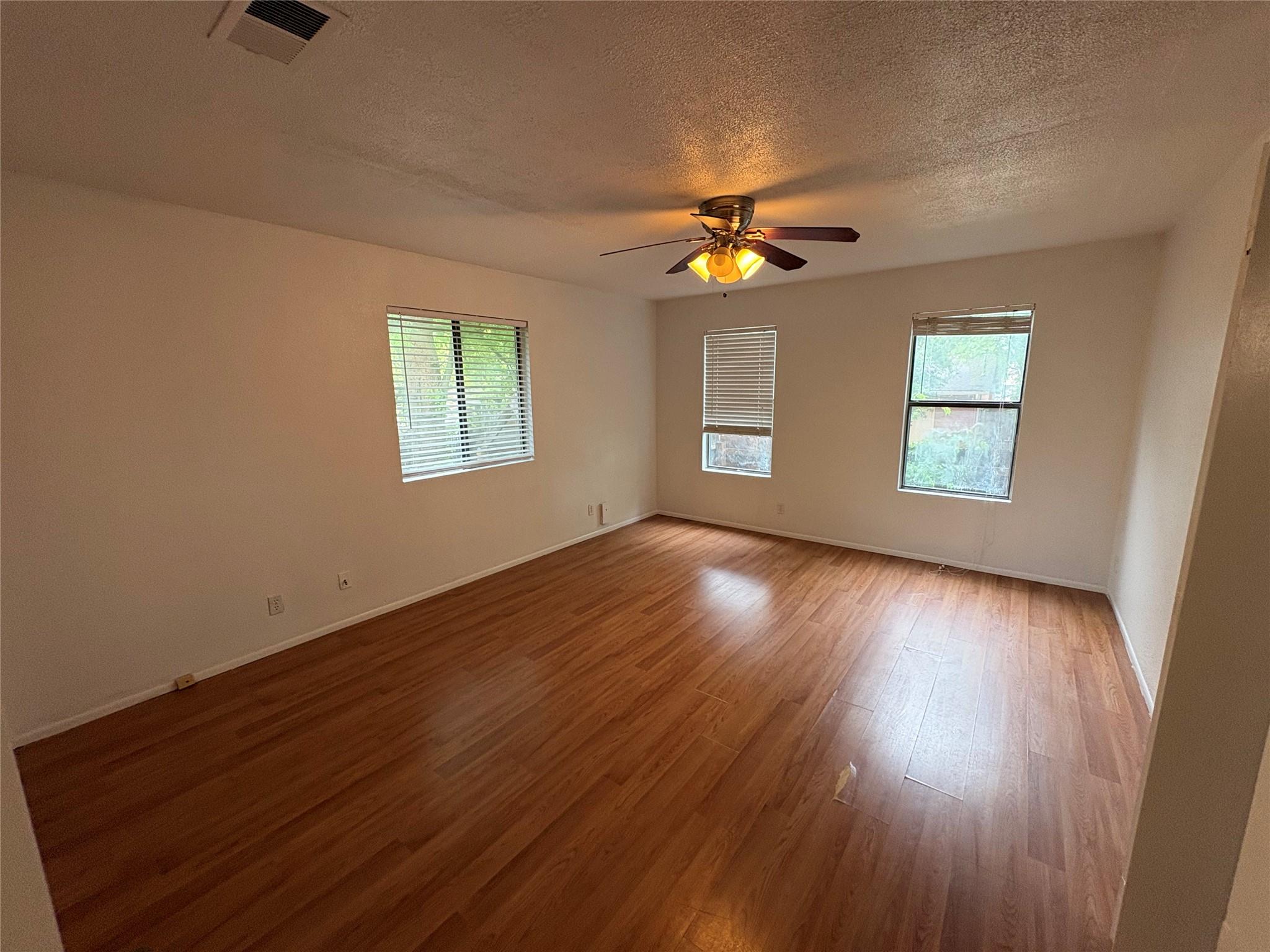 1011 Chesapeake Dr # B, Austin, TX 78758