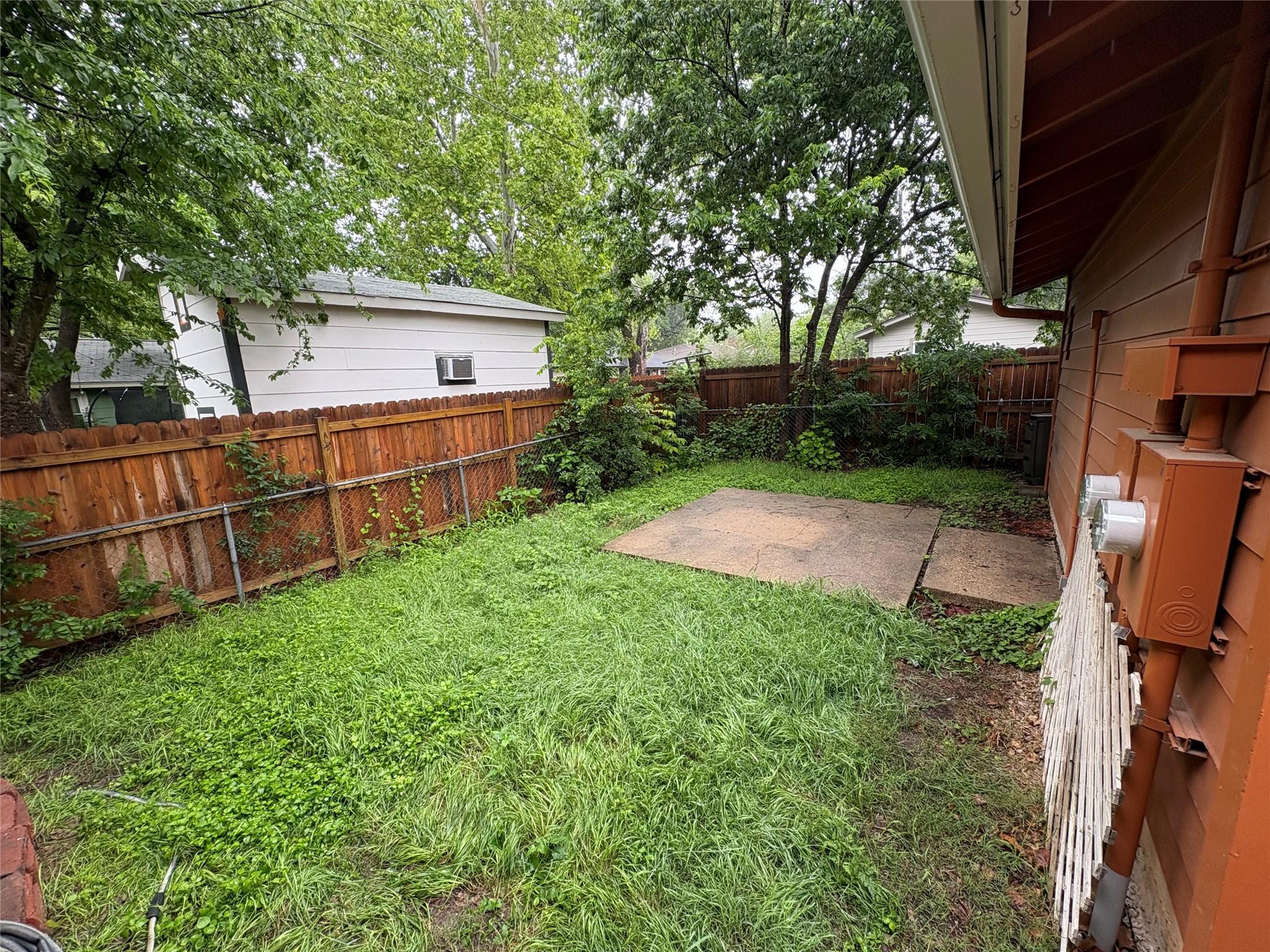 1011 Chesapeake Dr # B, Austin, TX 78758