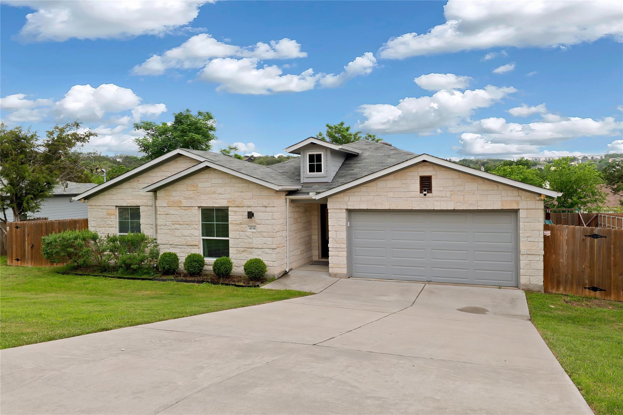 4134 Rockwood Dr, Lago Vista, TX 78645