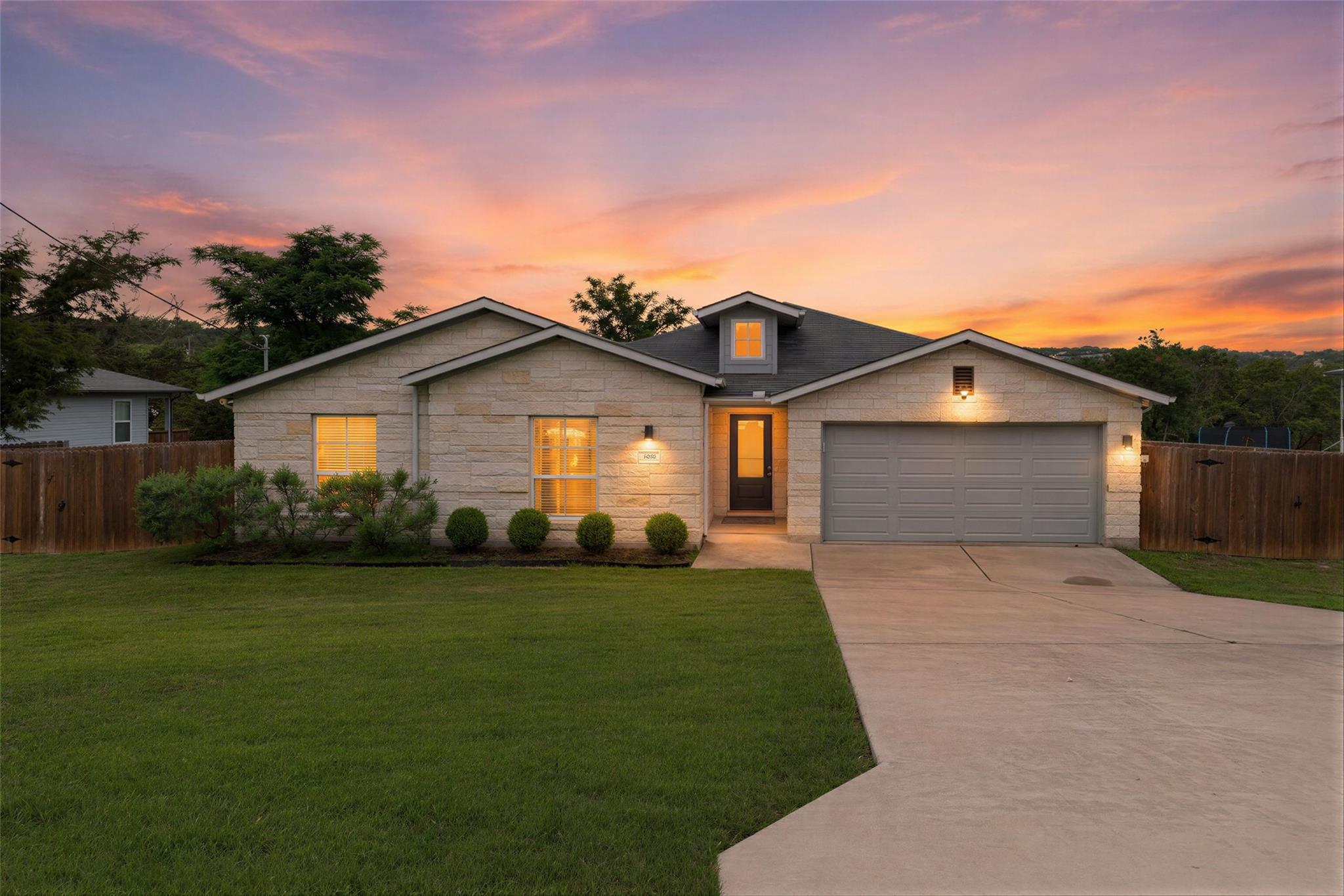 4134 Rockwood Dr, Lago Vista, TX 78645