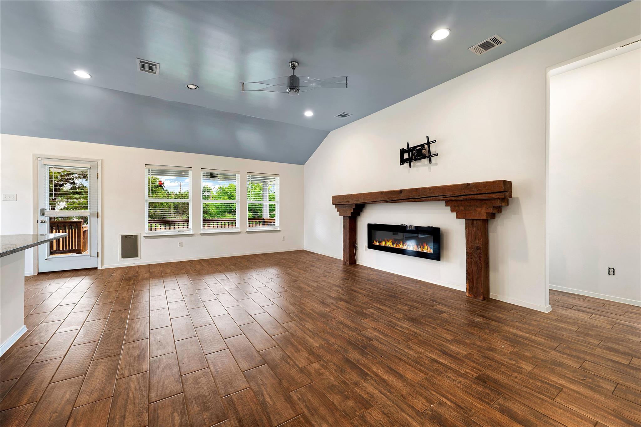 4134 Rockwood Dr, Lago Vista, TX 78645