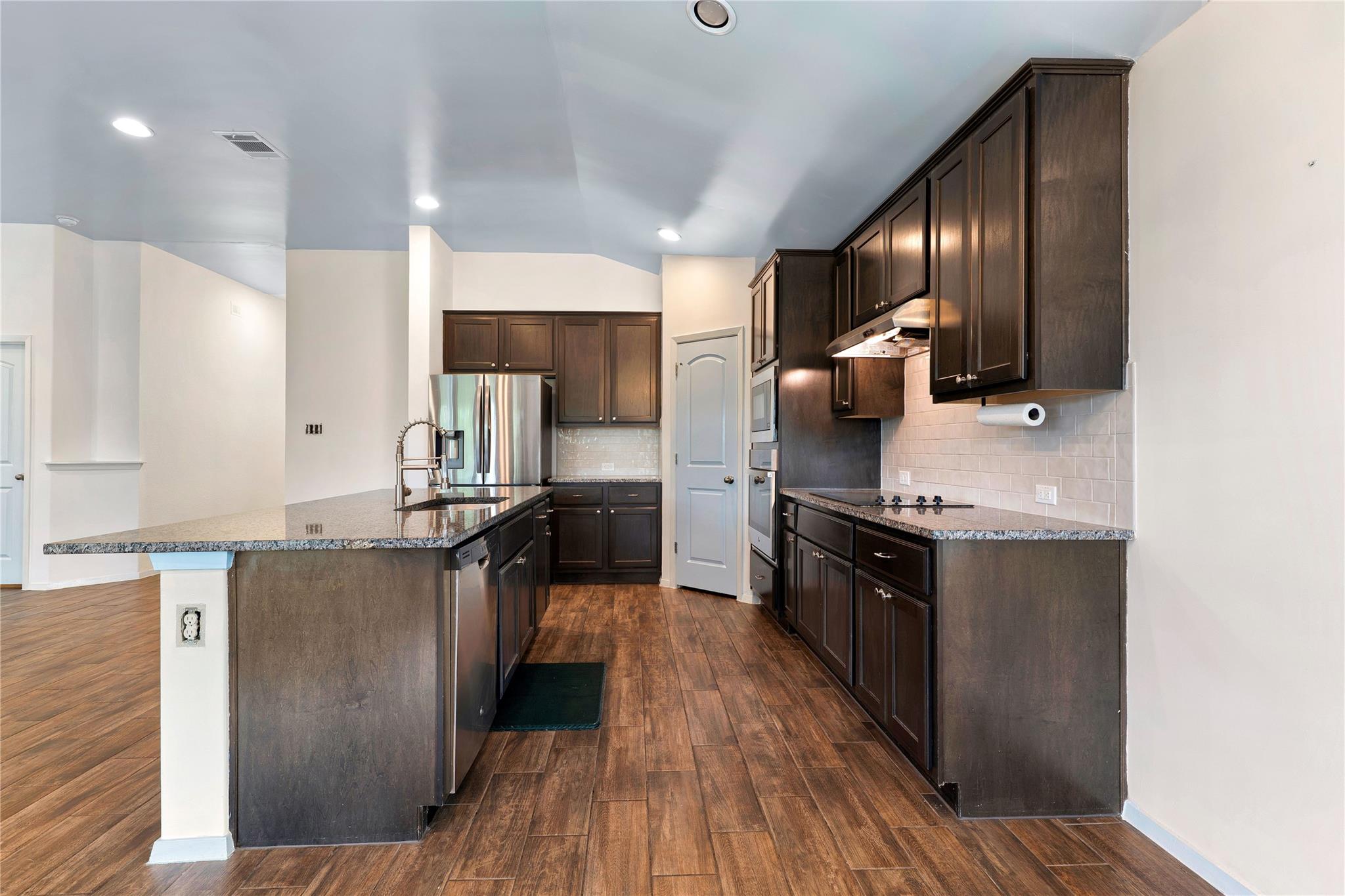 4134 Rockwood Dr, Lago Vista, TX 78645