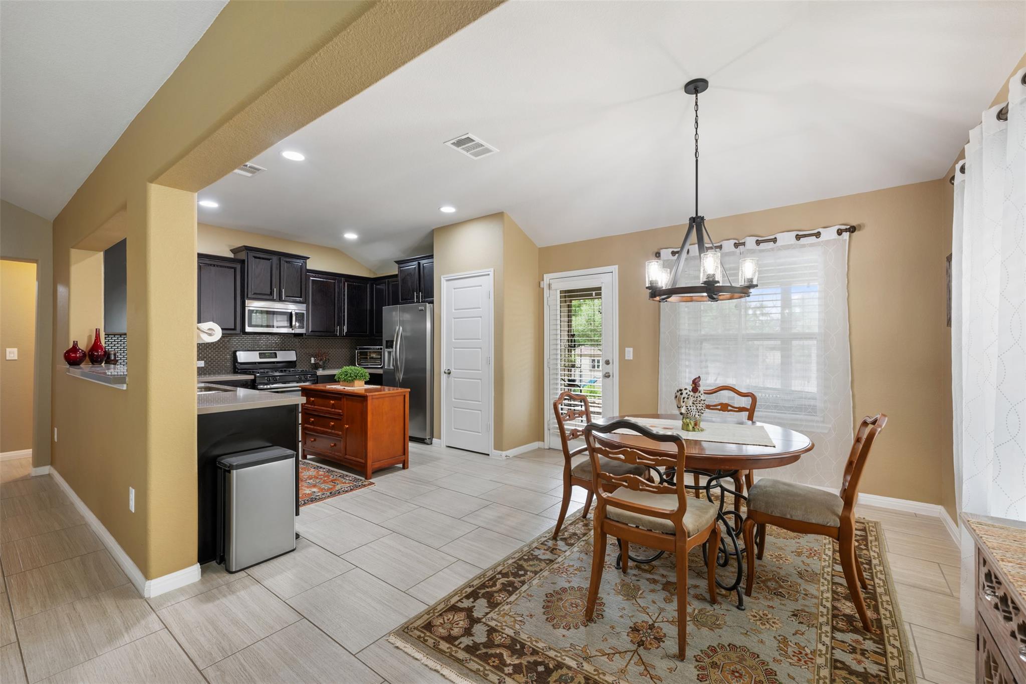 217 Deep Creek Dr, Georgetown, TX 78626