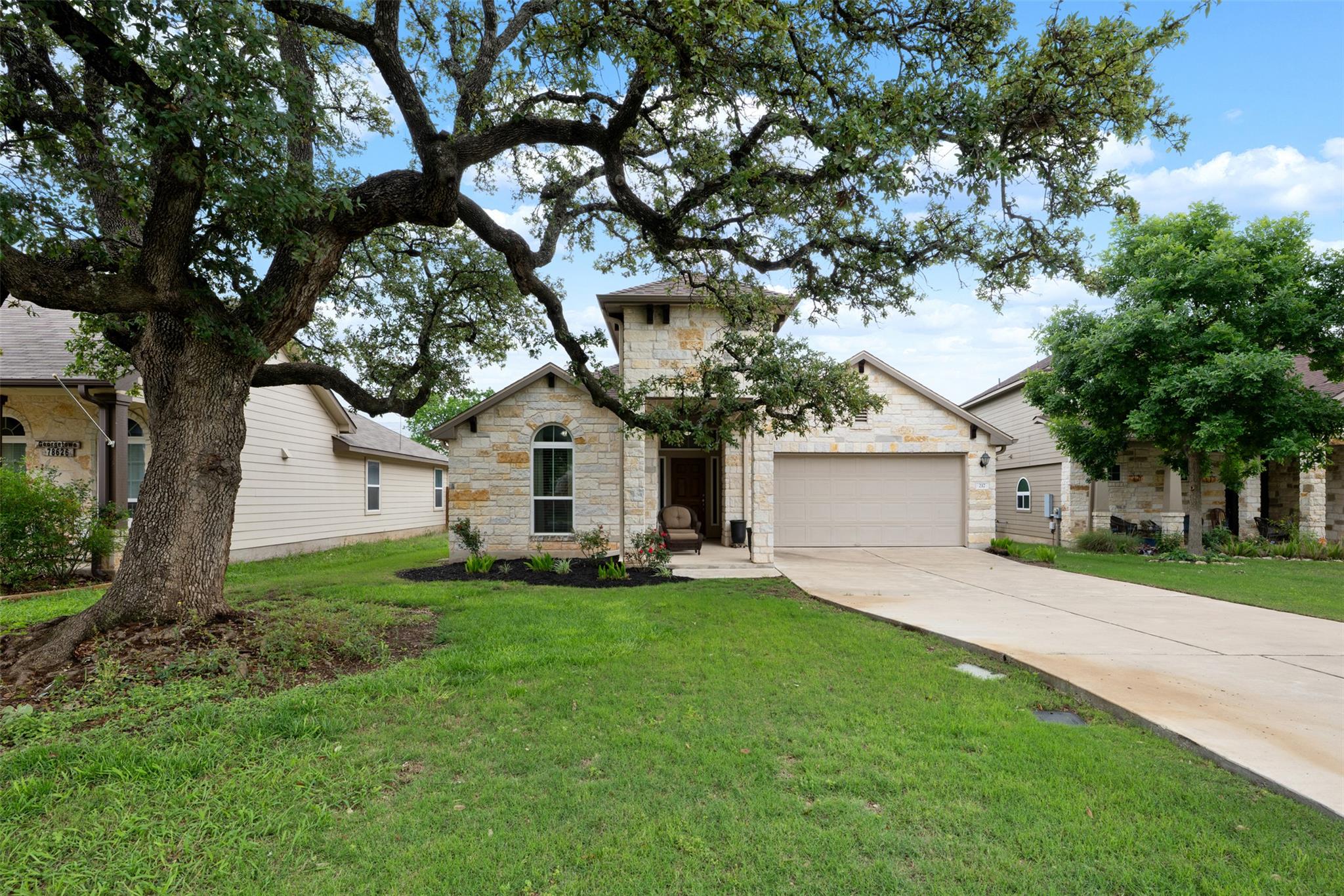 217 Deep Creek Dr, Georgetown, TX 78626