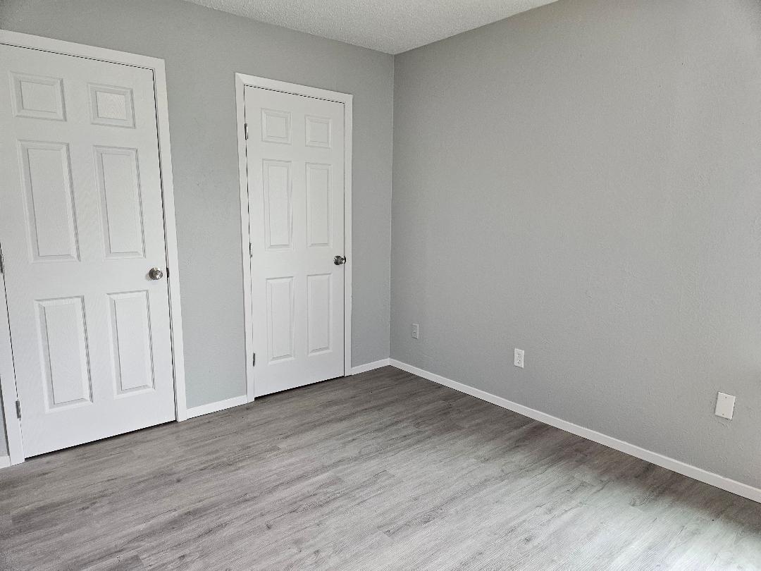 516 Lenora Dr, Taylor, TX 76574