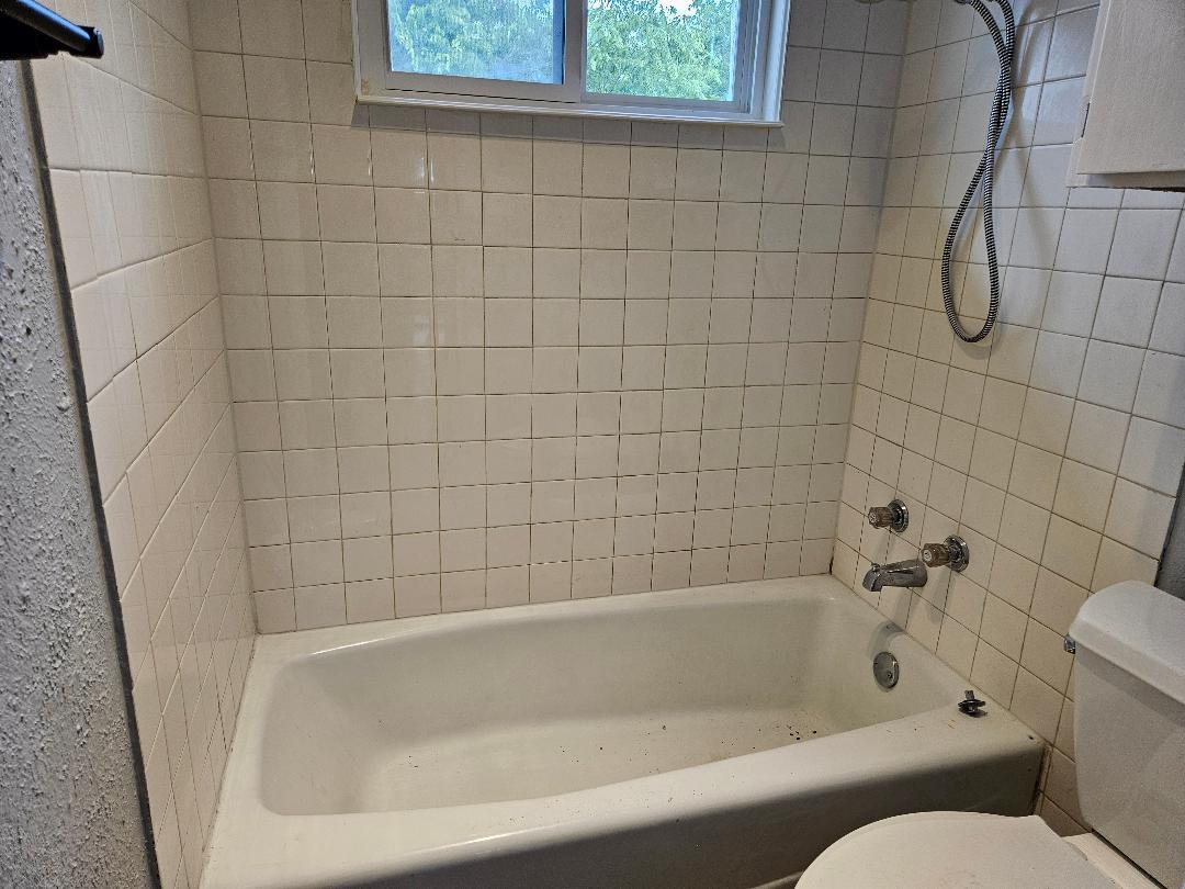 516 Lenora Dr, Taylor, TX 76574