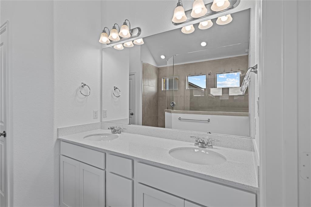 1528 Aspinwall Cv, Leander, TX 78641