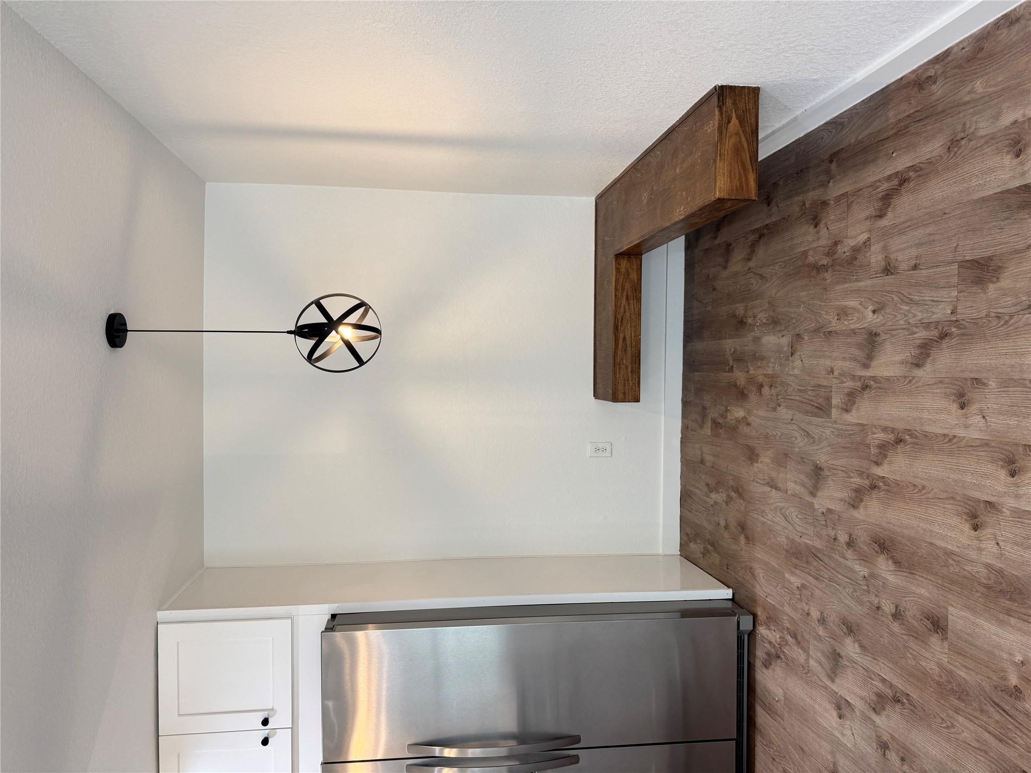 2124 Burton Dr # 133, Austin, TX 78741