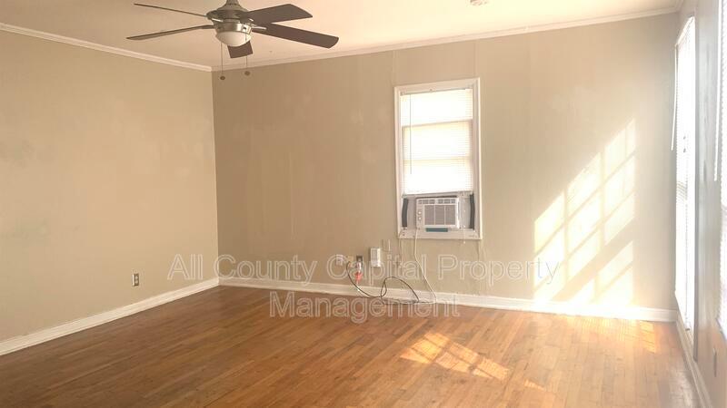 5210 Guadalupe, Austin, TX 78751