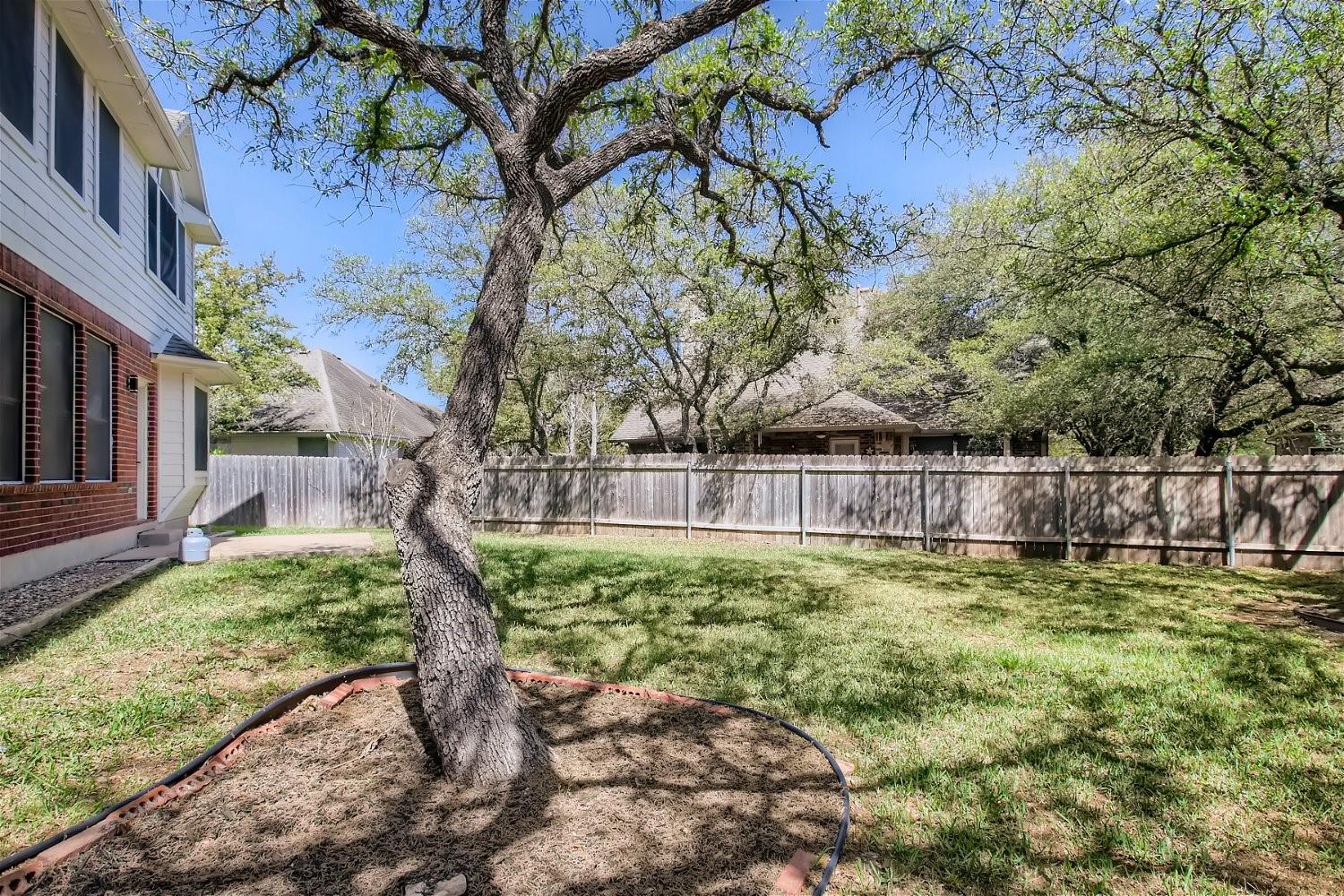 5320 Spirea Cv, Austin, TX 78749