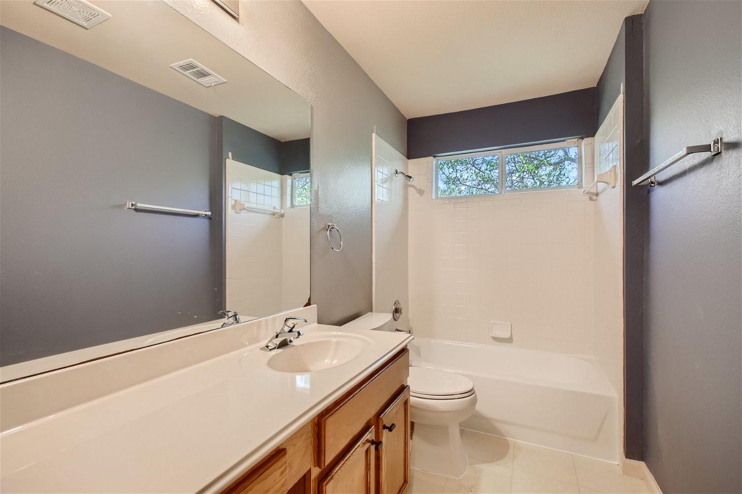 5320 Spirea Cv, Austin, TX 78749