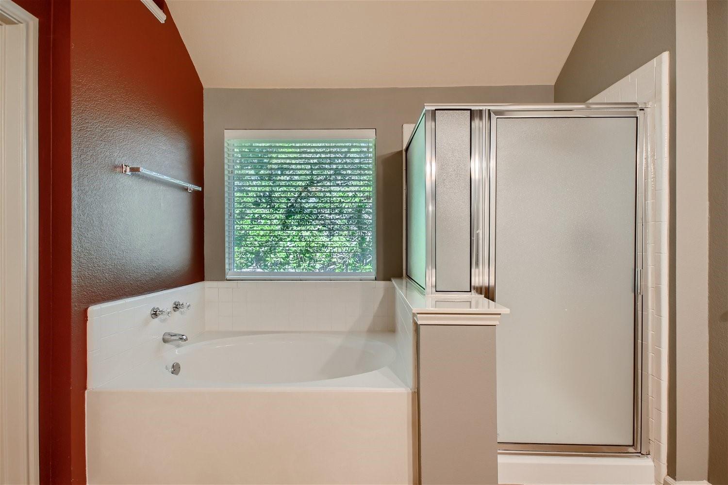 5320 Spirea Cv, Austin, TX 78749