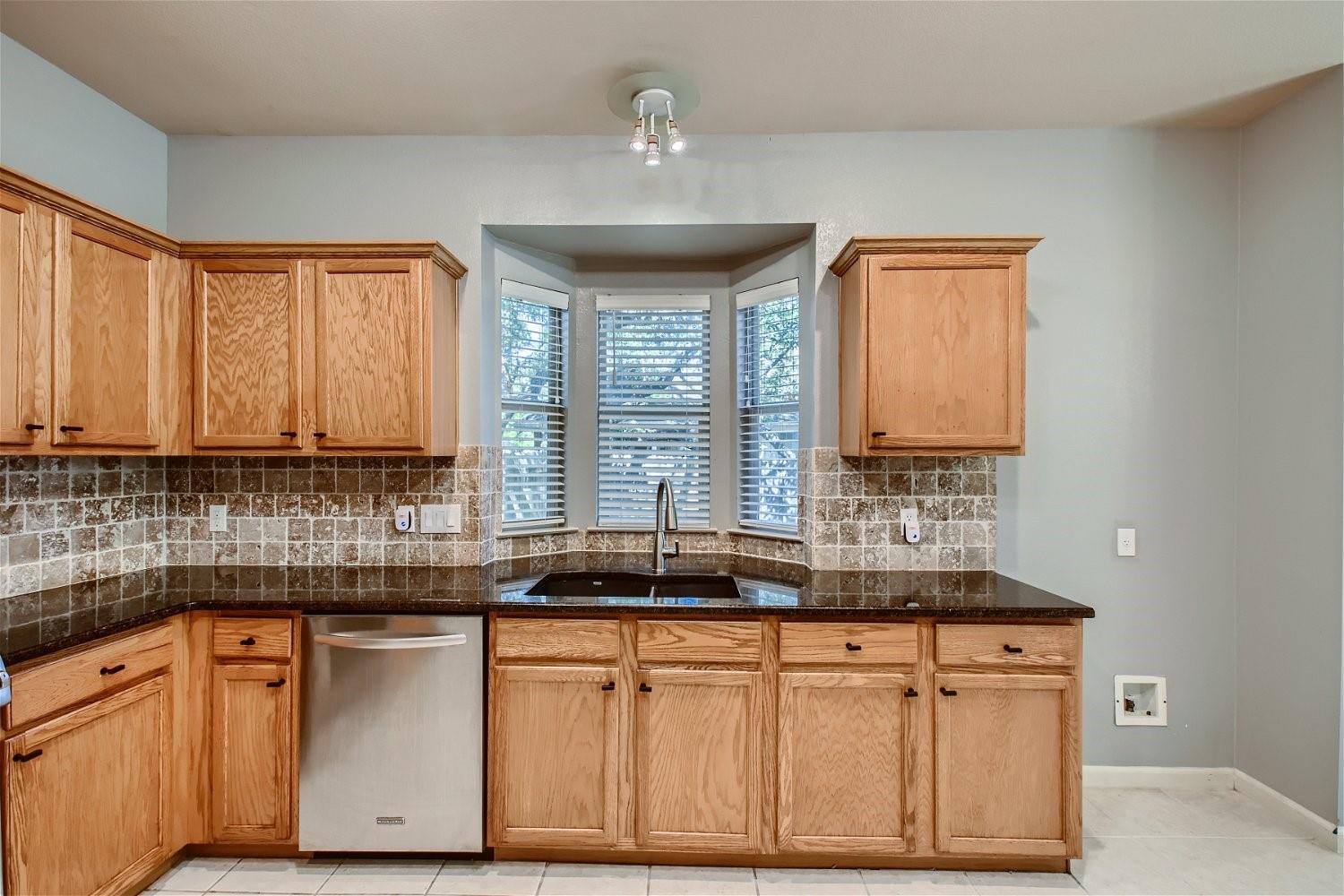 5320 Spirea Cv, Austin, TX 78749