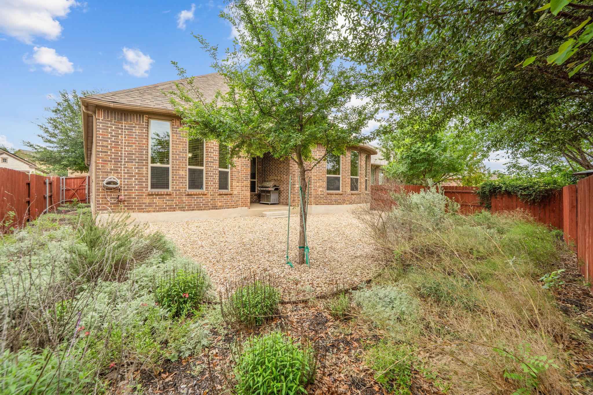9312 Sydney Marilyn Ln, Austin, TX 78748