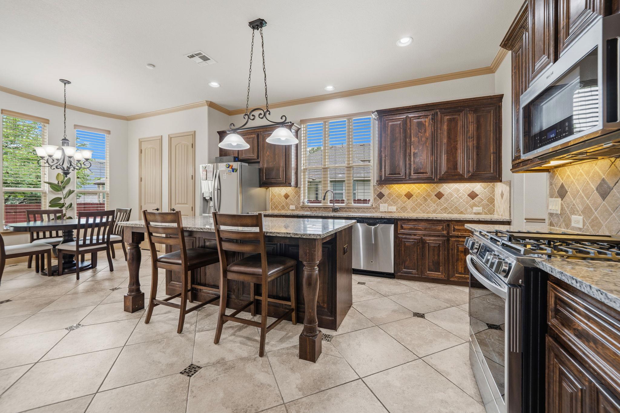 9312 Sydney Marilyn Ln, Austin, TX 78748