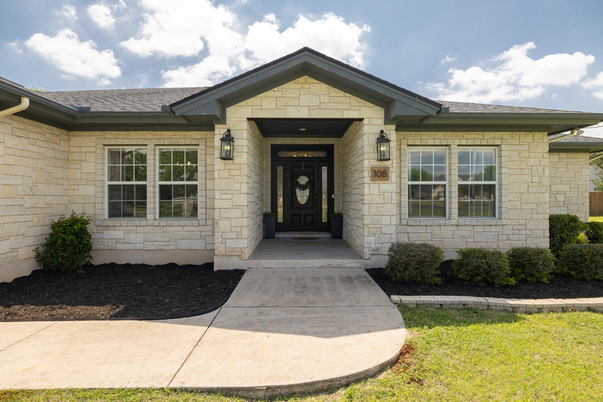 108 Kyle Ln, Georgetown, TX 78633