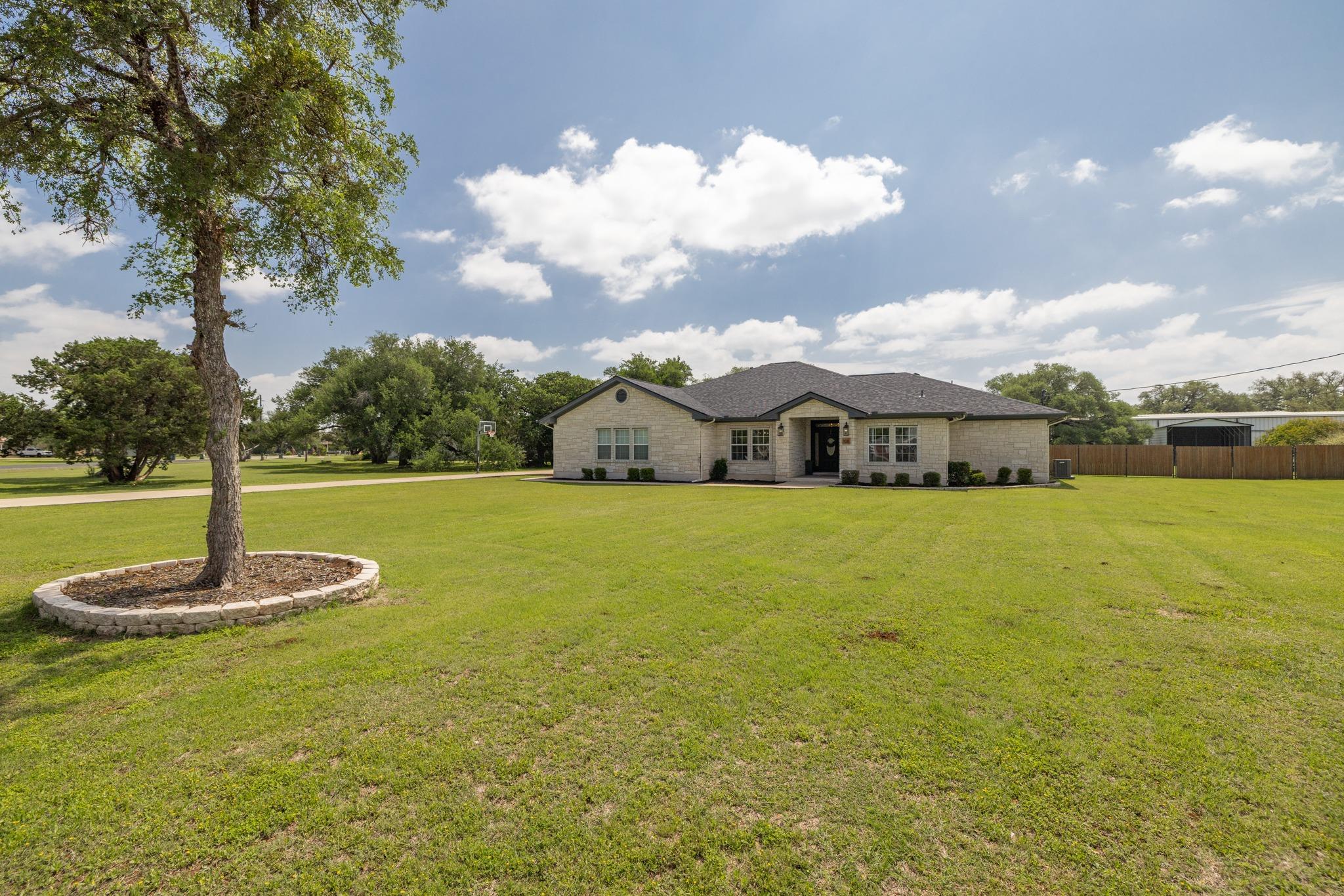 108 Kyle Ln, Georgetown, TX 78633