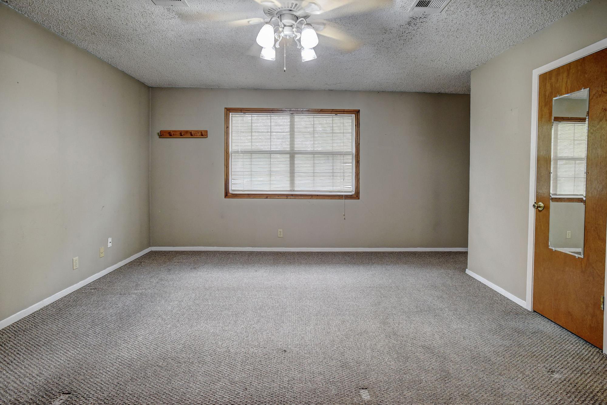 124 Blue Oaks Dr, Cedar Creek, TX 78612