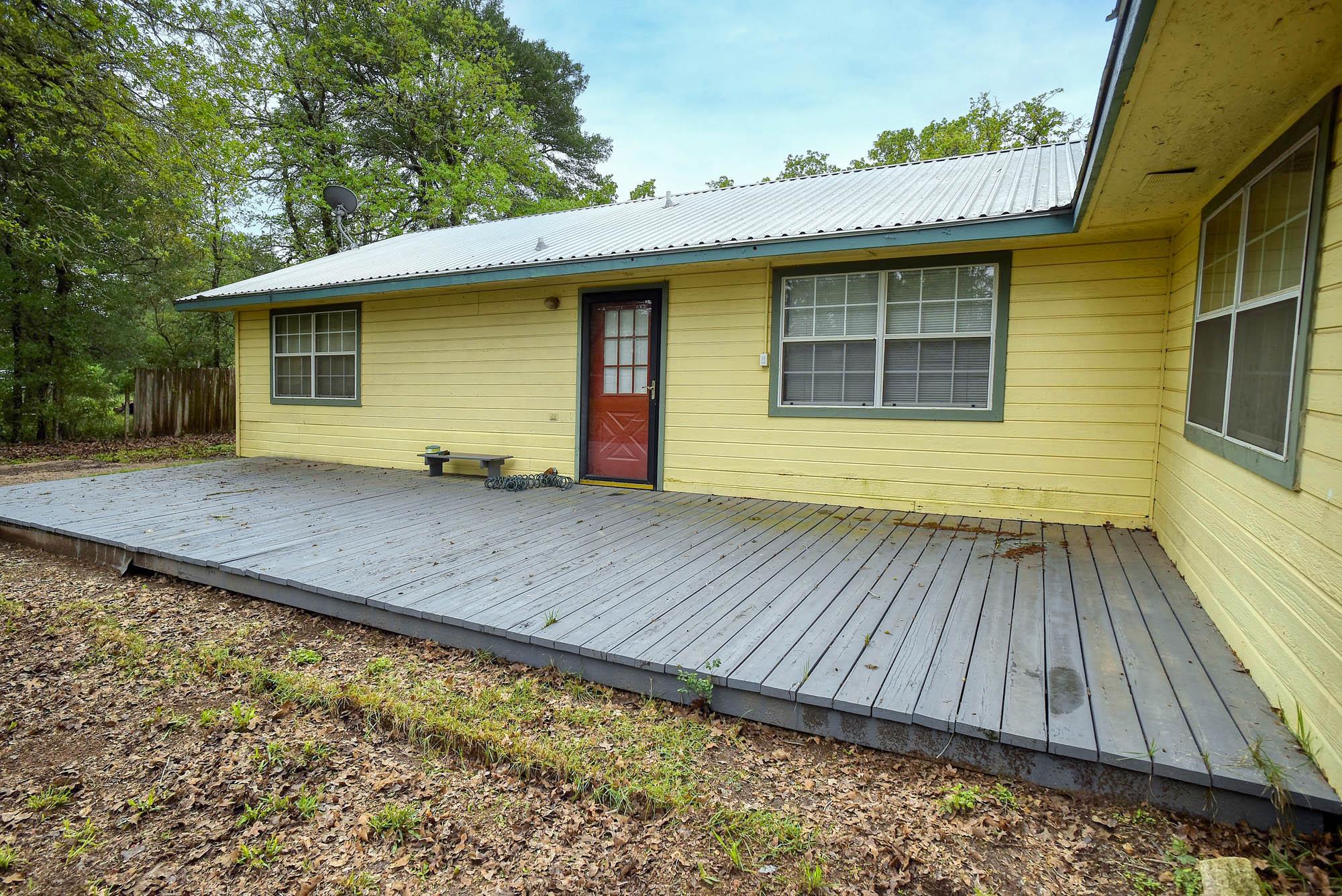 124 Blue Oaks Dr, Cedar Creek, TX 78612