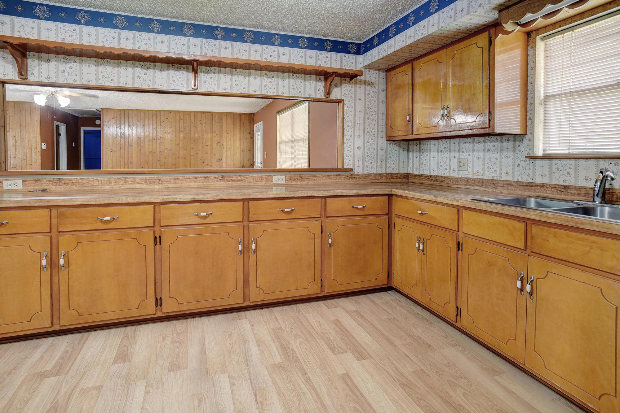 124 Blue Oaks Dr, Cedar Creek, TX 78612