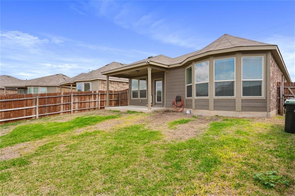 215 Methodius Dr, Hutto, TX 78634