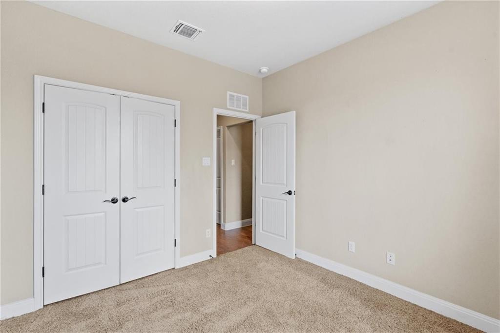 215 Methodius Dr, Hutto, TX 78634