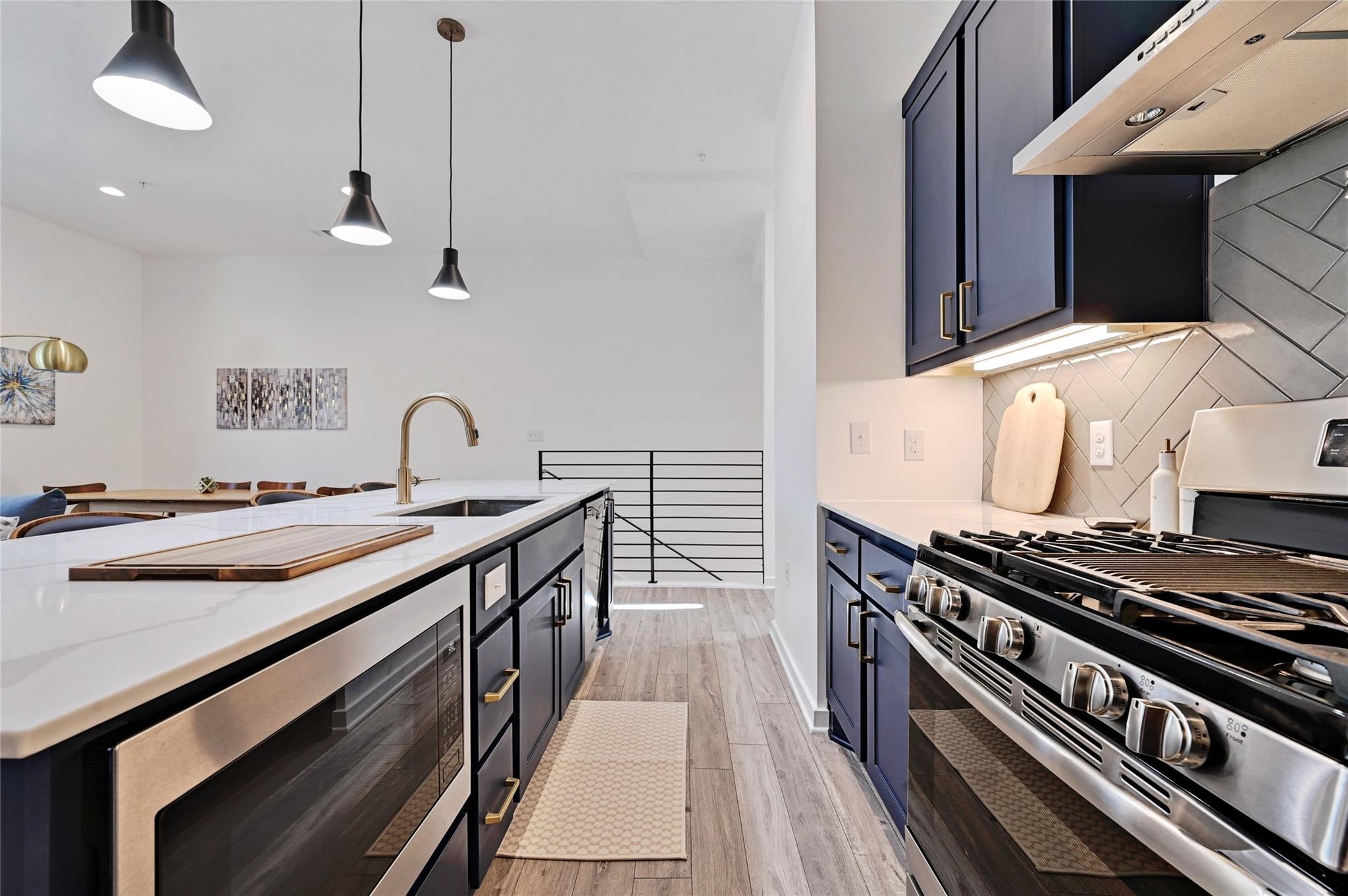 2804 S 1st St # 2106, Austin, TX 78704