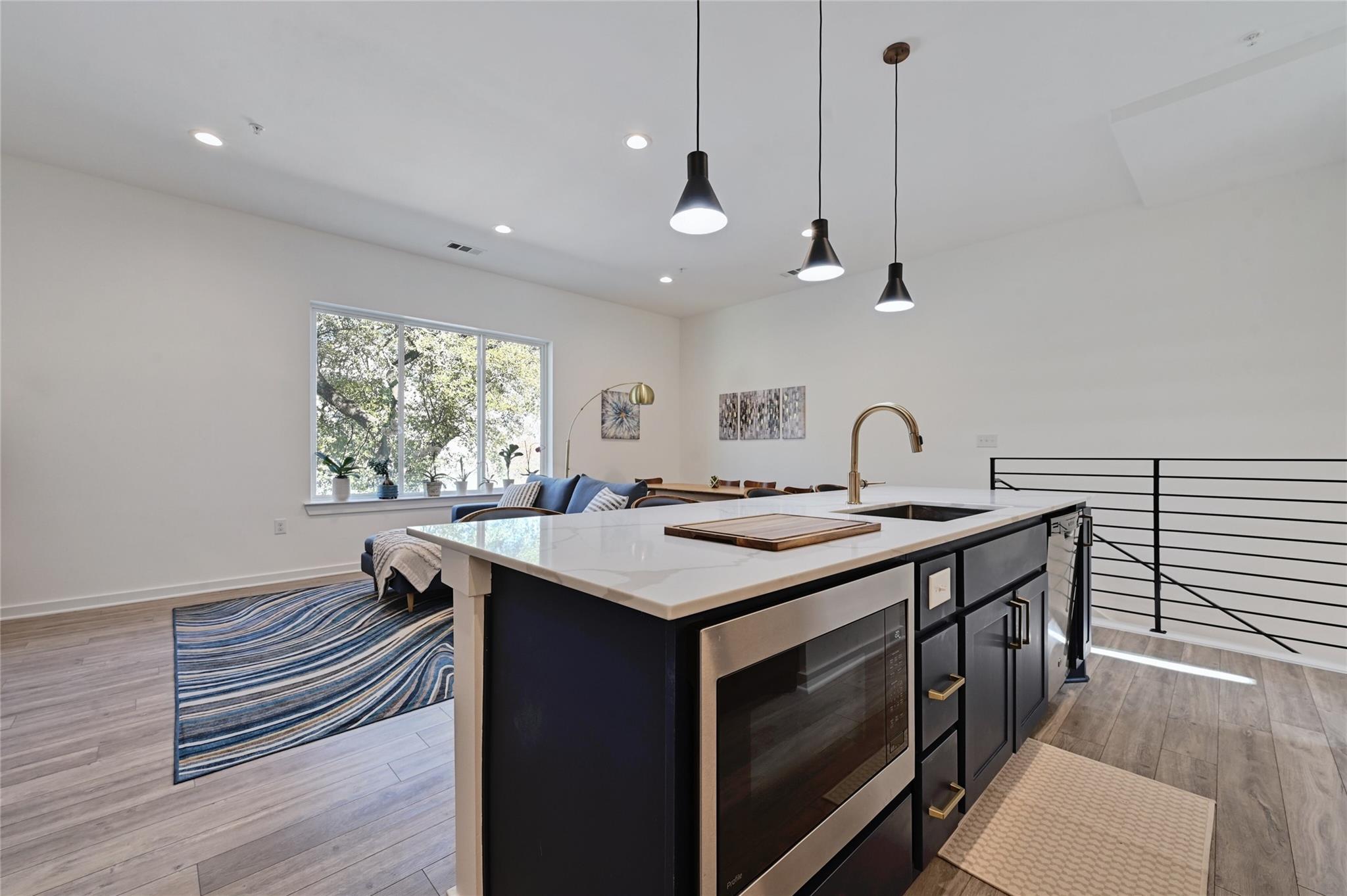 2804 S 1st St # 2106, Austin, TX 78704