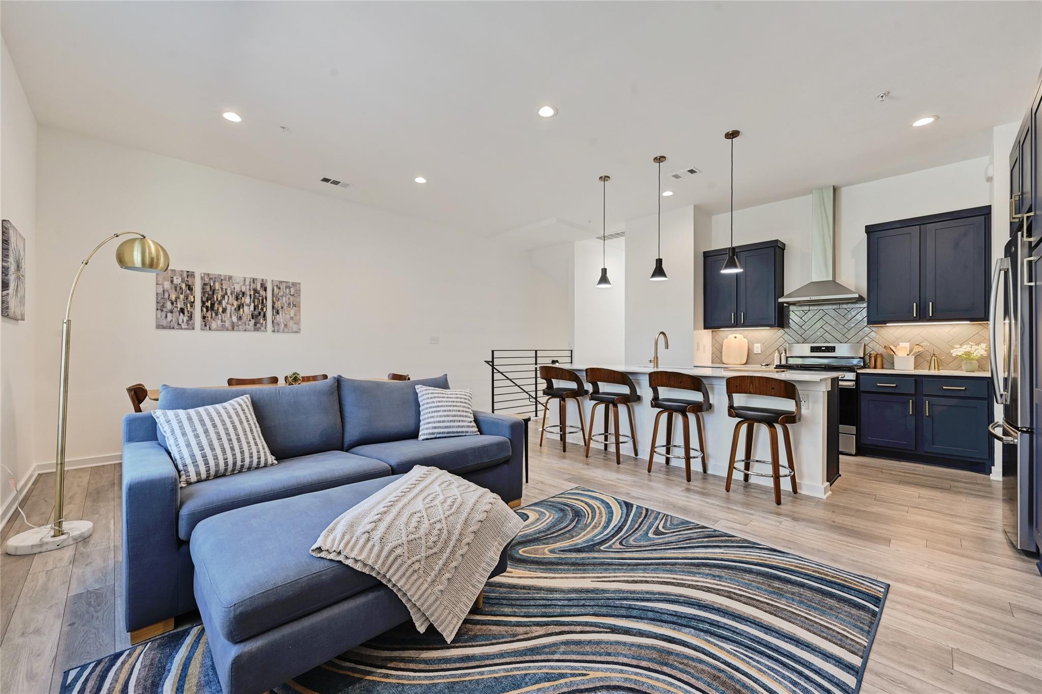 2804 S 1st St # 2106, Austin, TX 78704