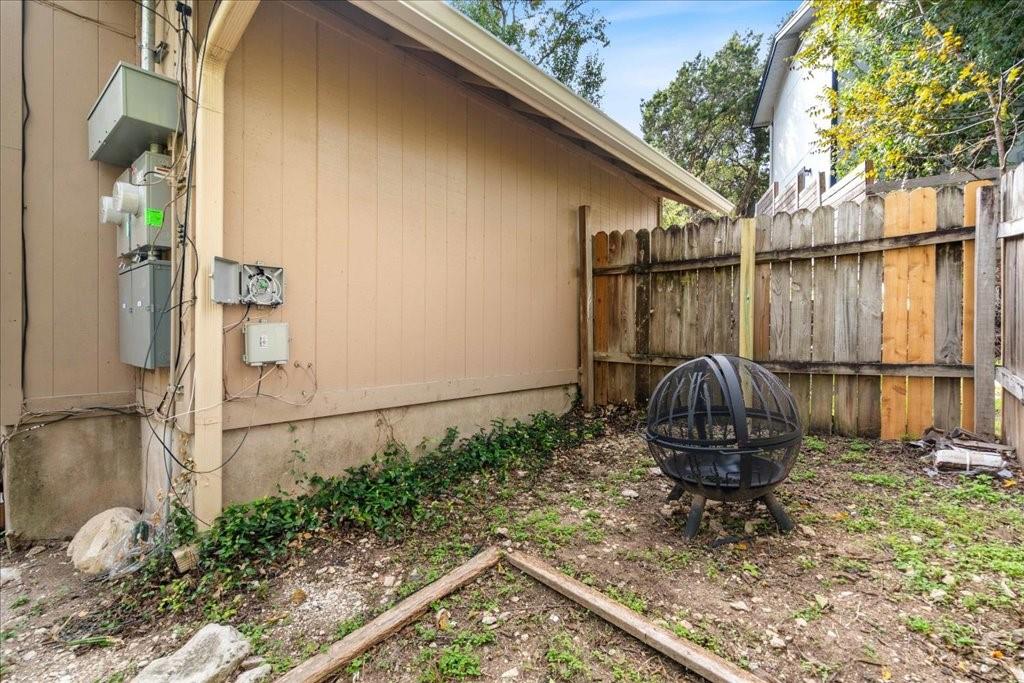 6203 Shadow Valley Dr # A, Austin, TX 78731