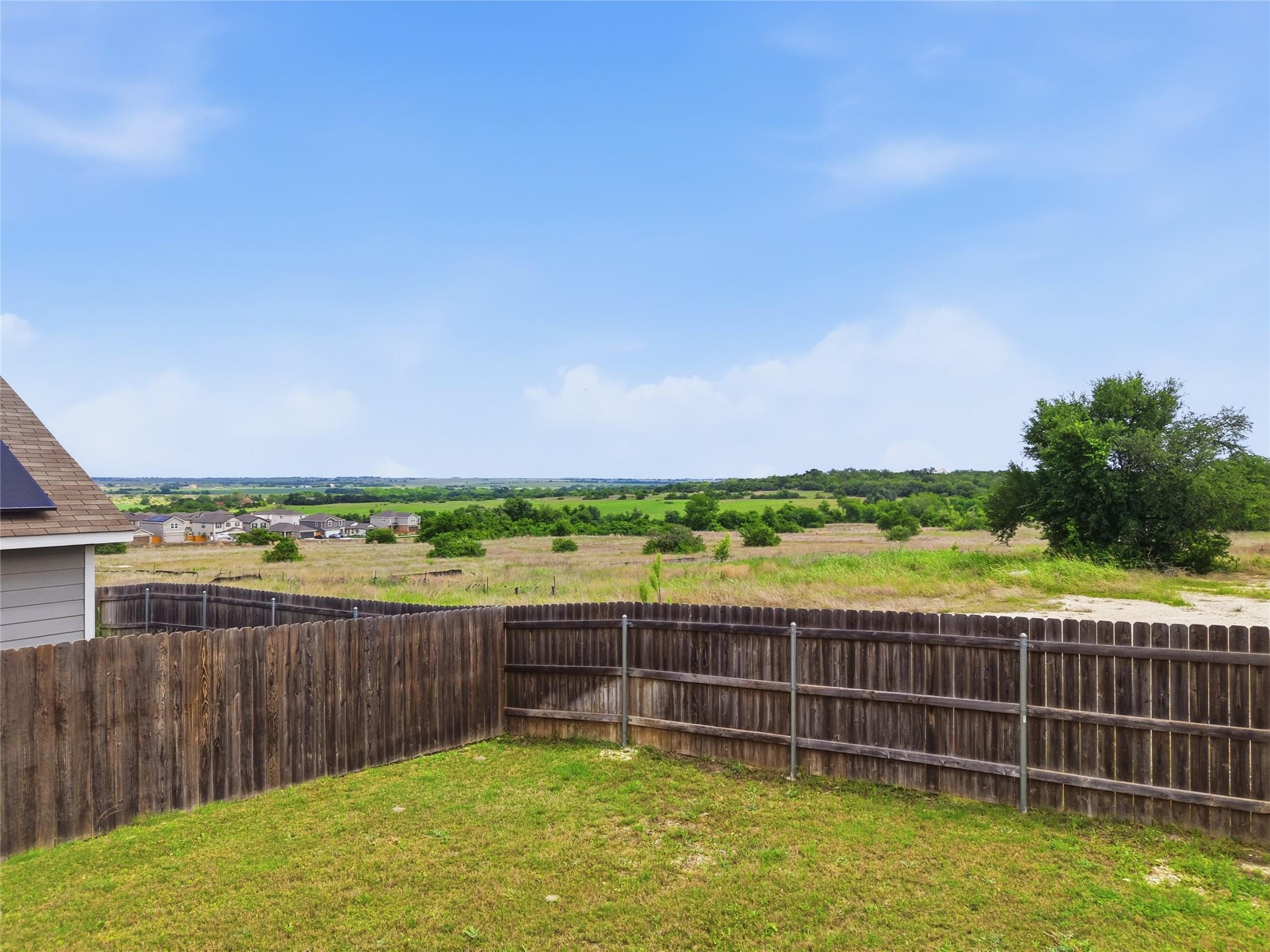 116 Night Riders Way, Jarrell, TX 76537