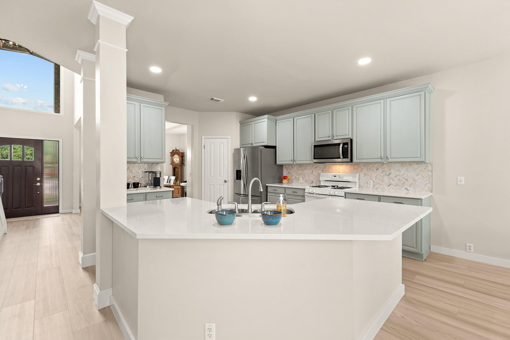 1501 Autumn Fire Cv, Cedar Park, TX 78613