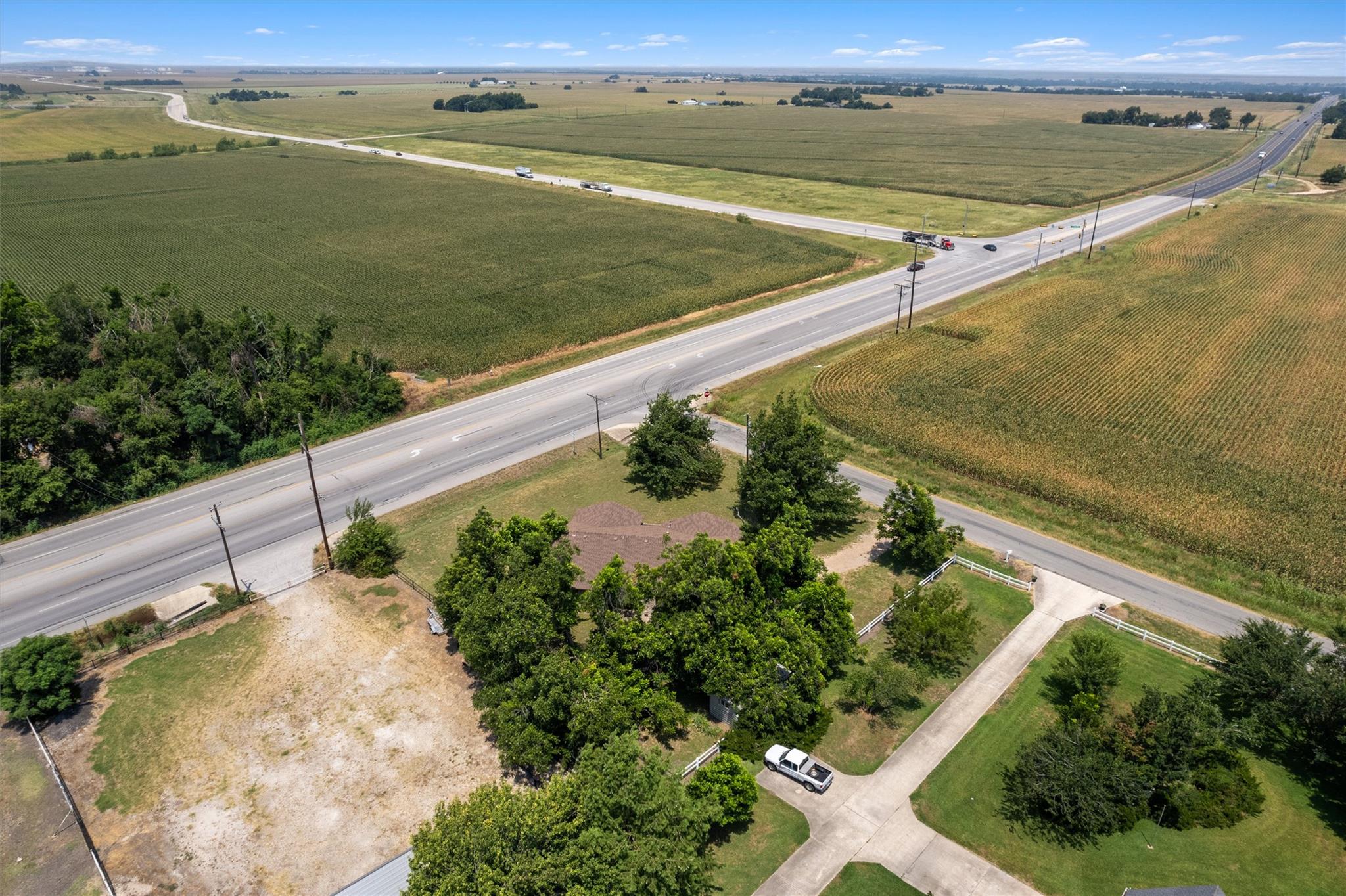 20 County Road 408, Taylor, TX 76574